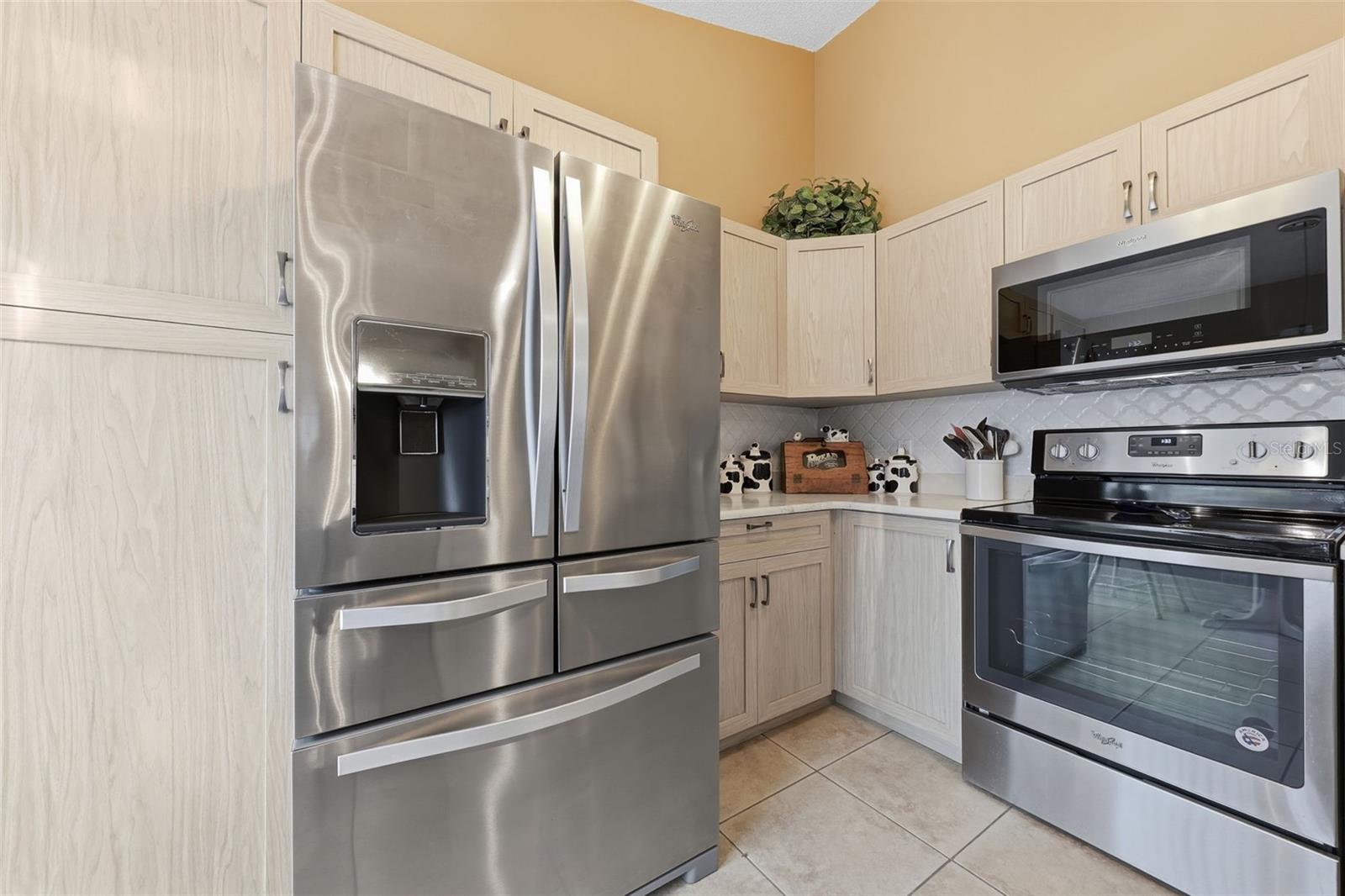 Image 9 of 25 For 1211 Challenger Avenue