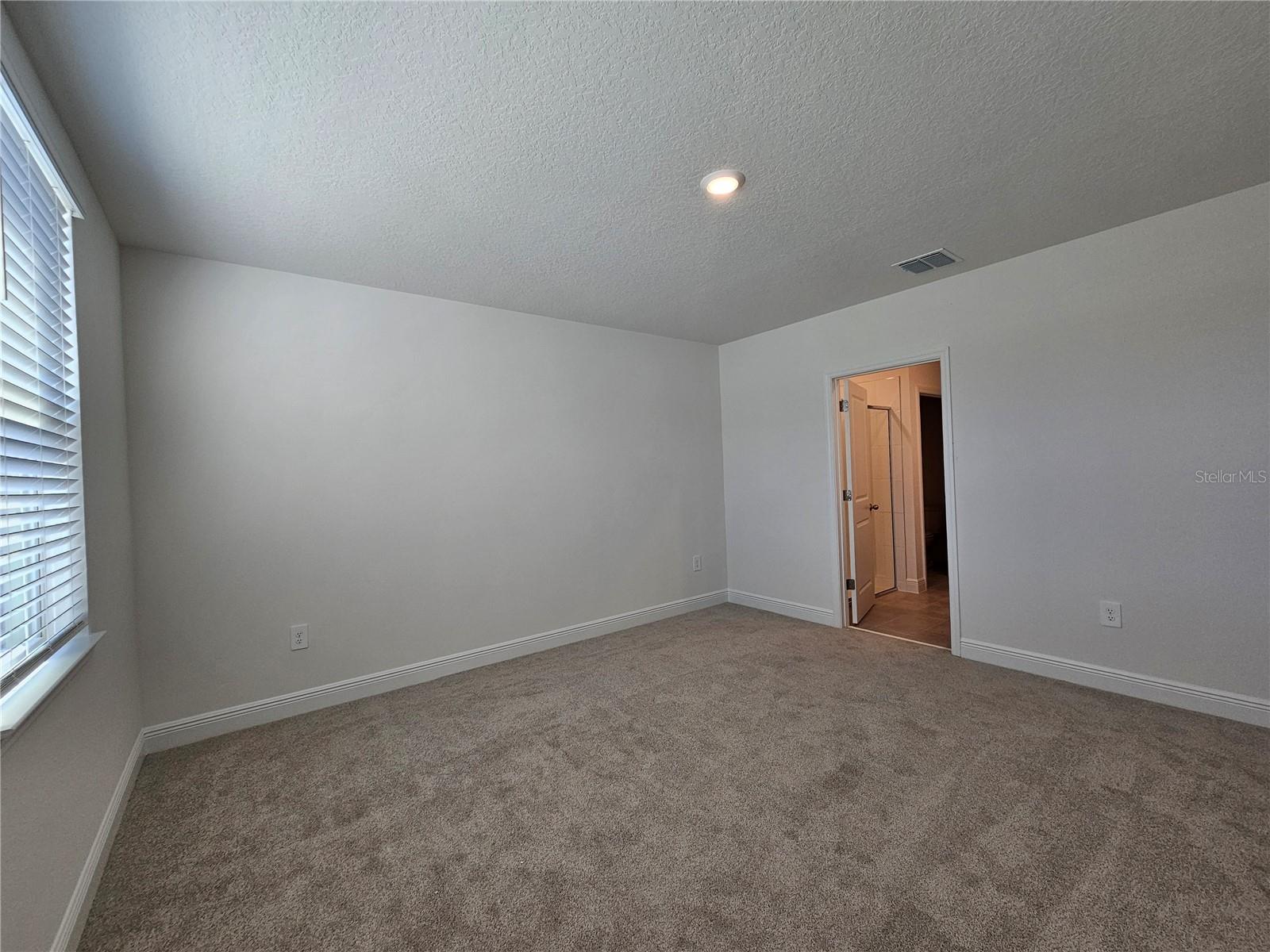 Image 12 of 39 For 827 Sunshower Drive