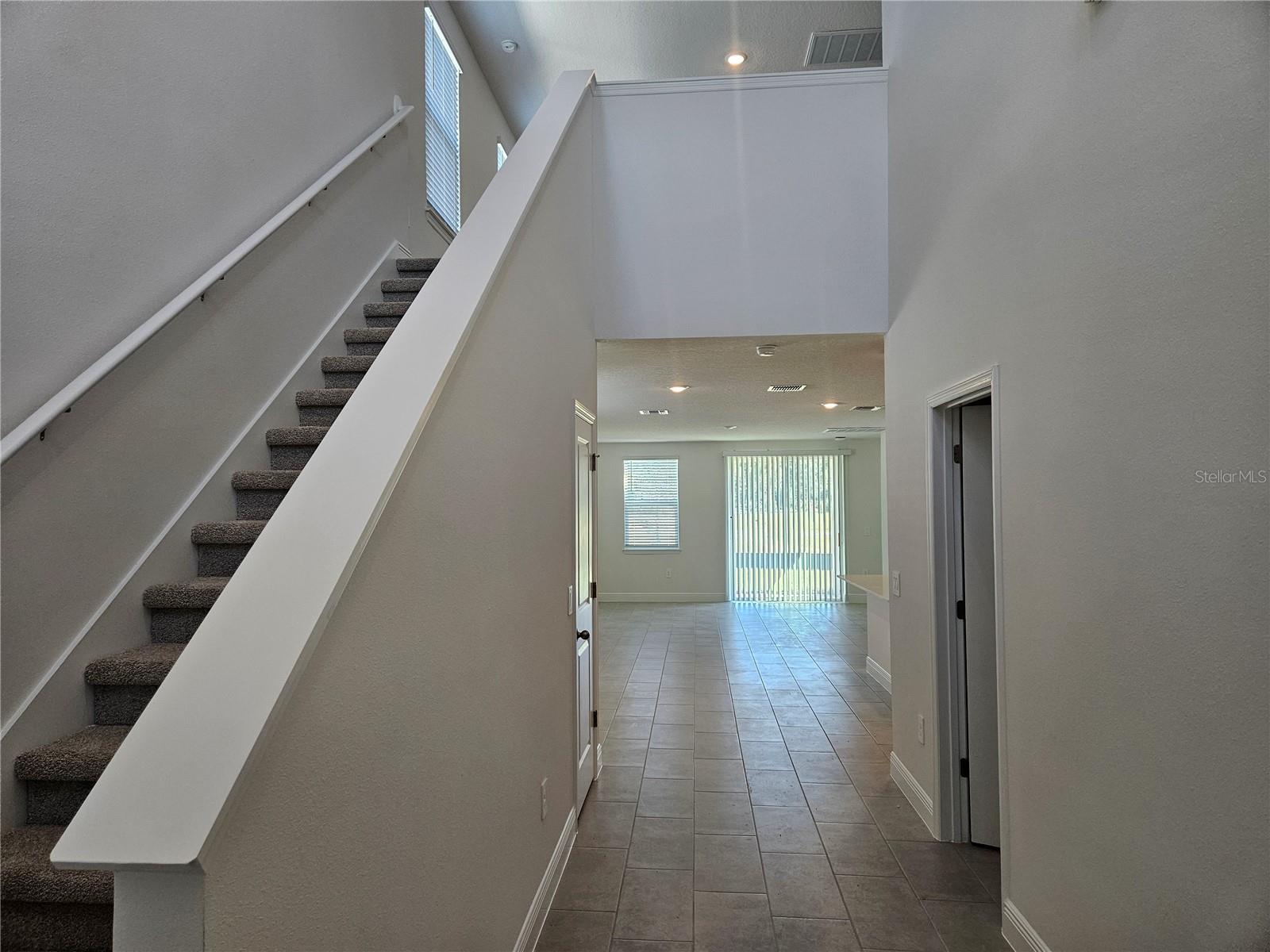 Image 2 of 39 For 827 Sunshower Drive