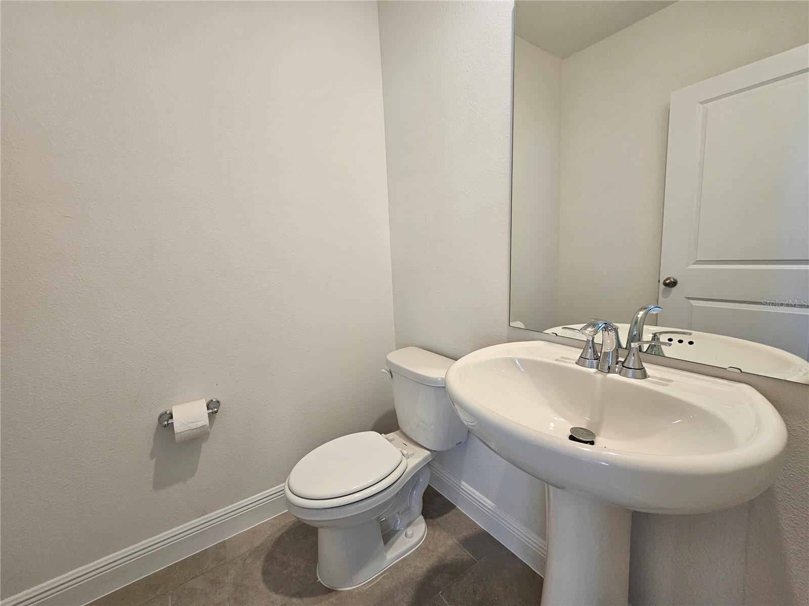 Image 20 of 39 For 827 Sunshower Drive