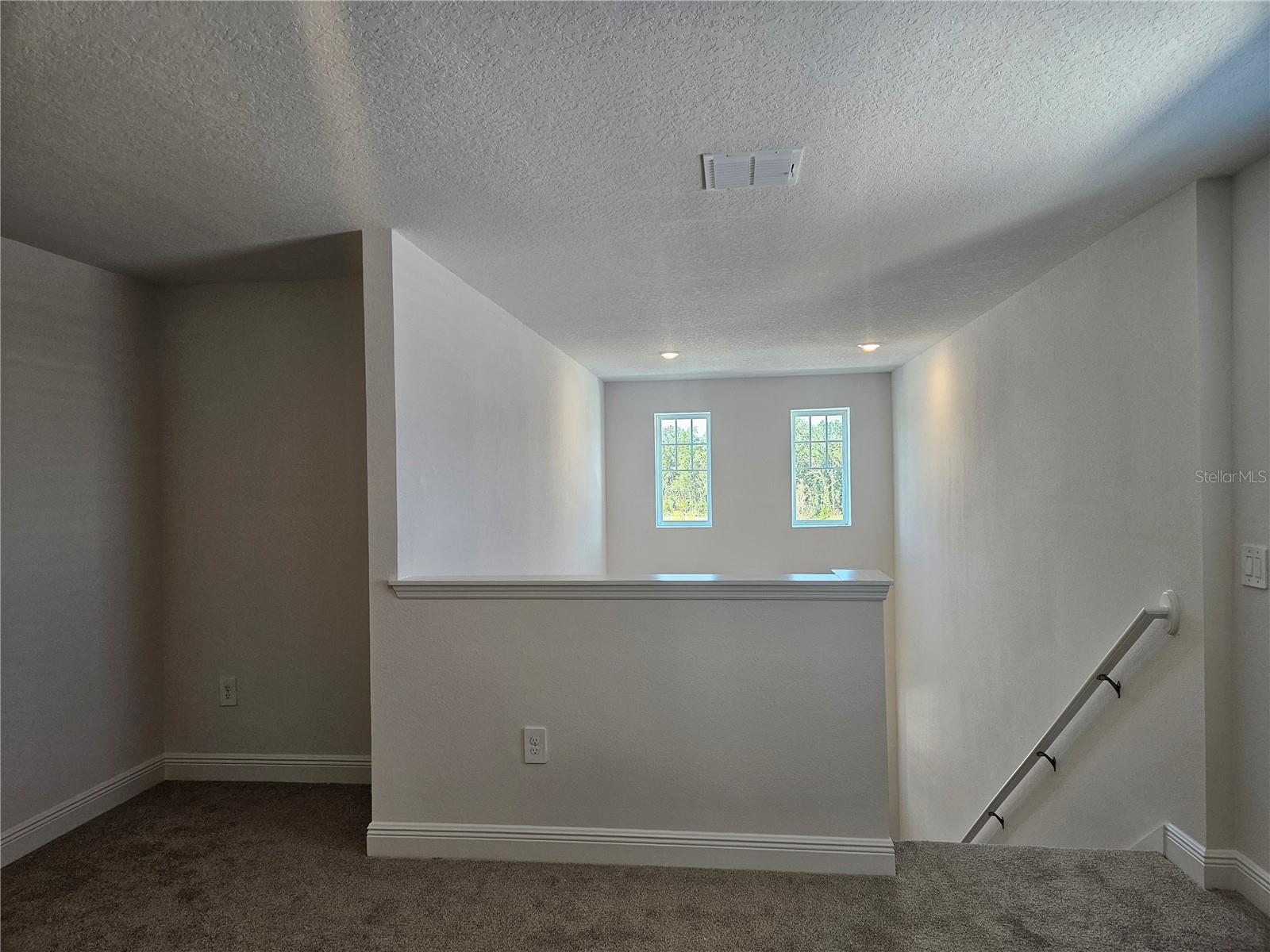 Image 23 of 39 For 827 Sunshower Drive