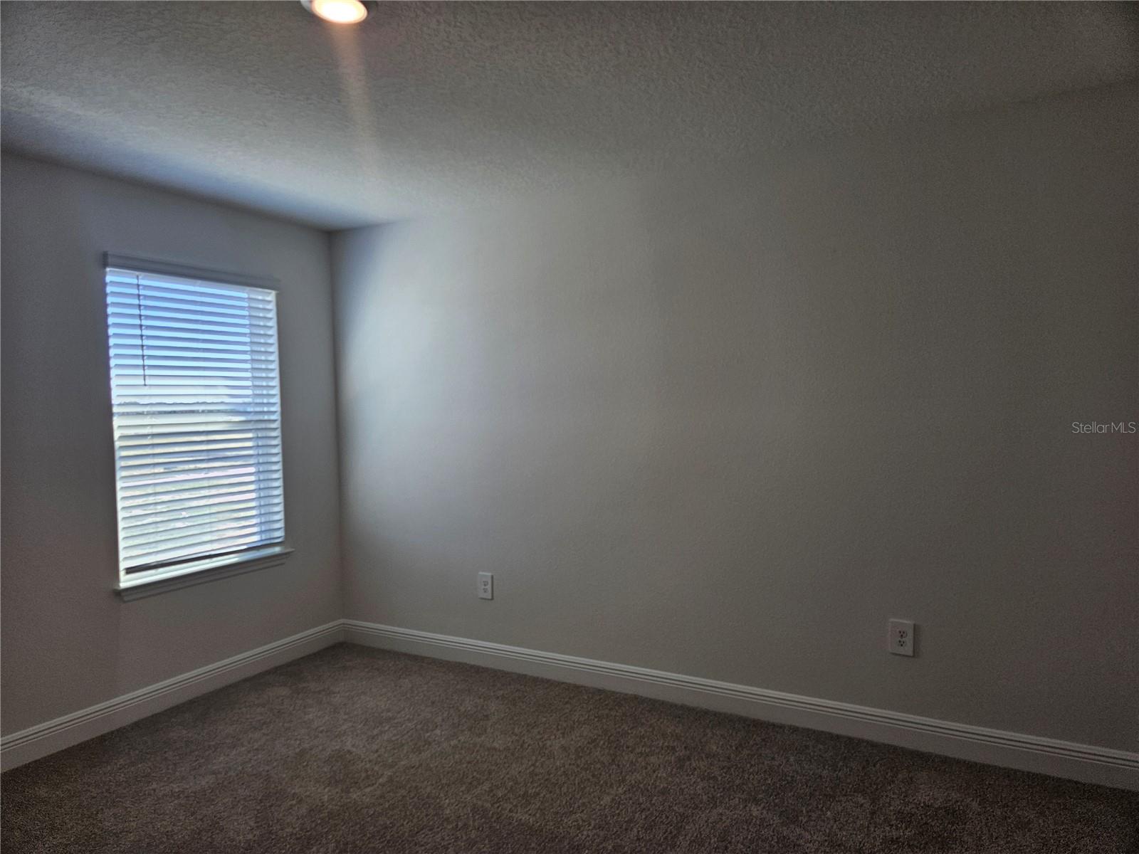 Image 29 of 39 For 827 Sunshower Drive