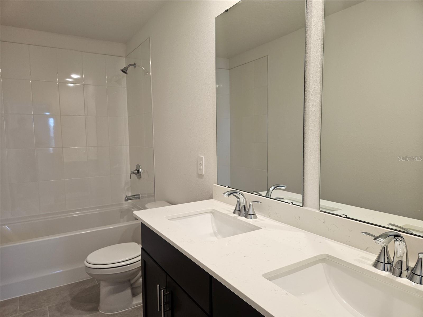 Image 32 of 39 For 827 Sunshower Drive