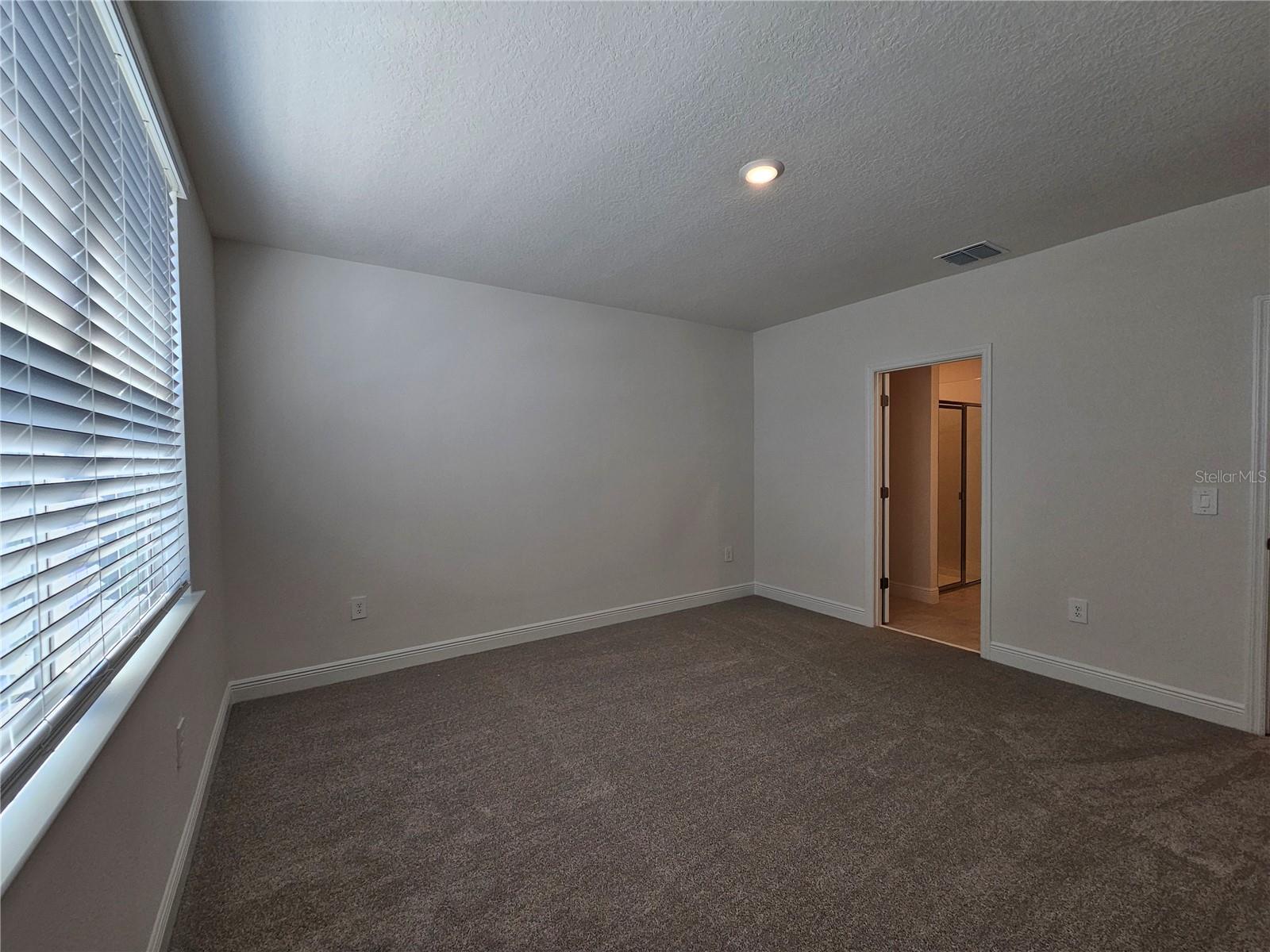 Image 11 of 43 For 823 Sunshower Drive