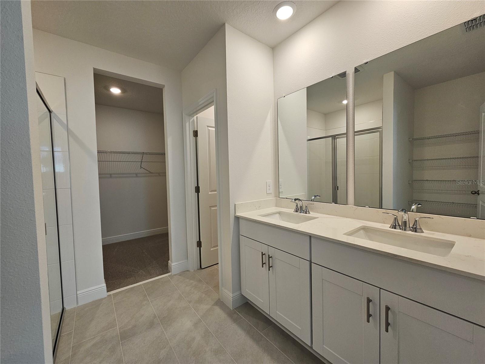 Image 13 of 43 For 823 Sunshower Drive