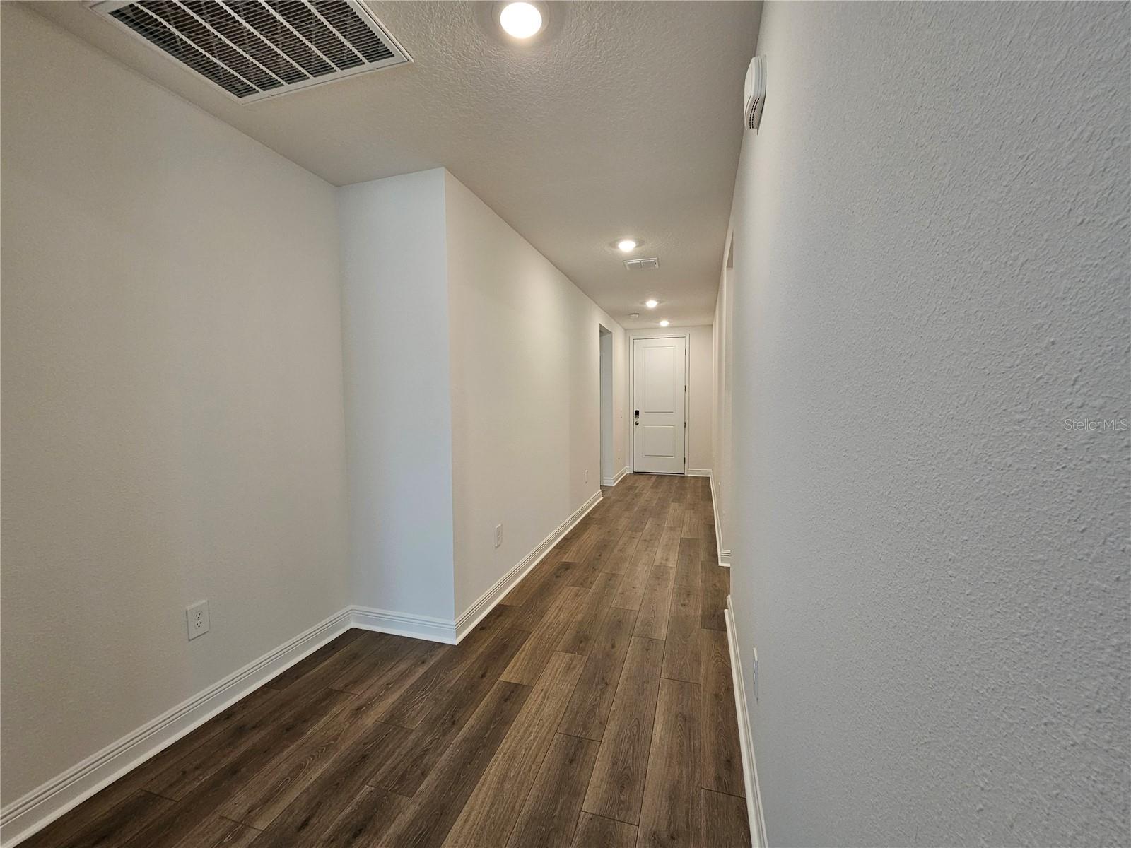 Image 18 of 43 For 823 Sunshower Drive