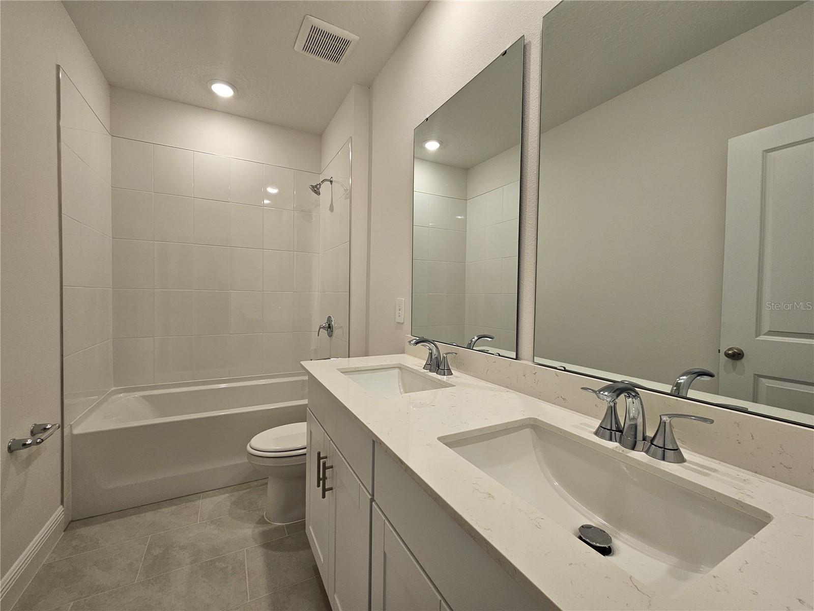 Image 24 of 43 For 823 Sunshower Drive