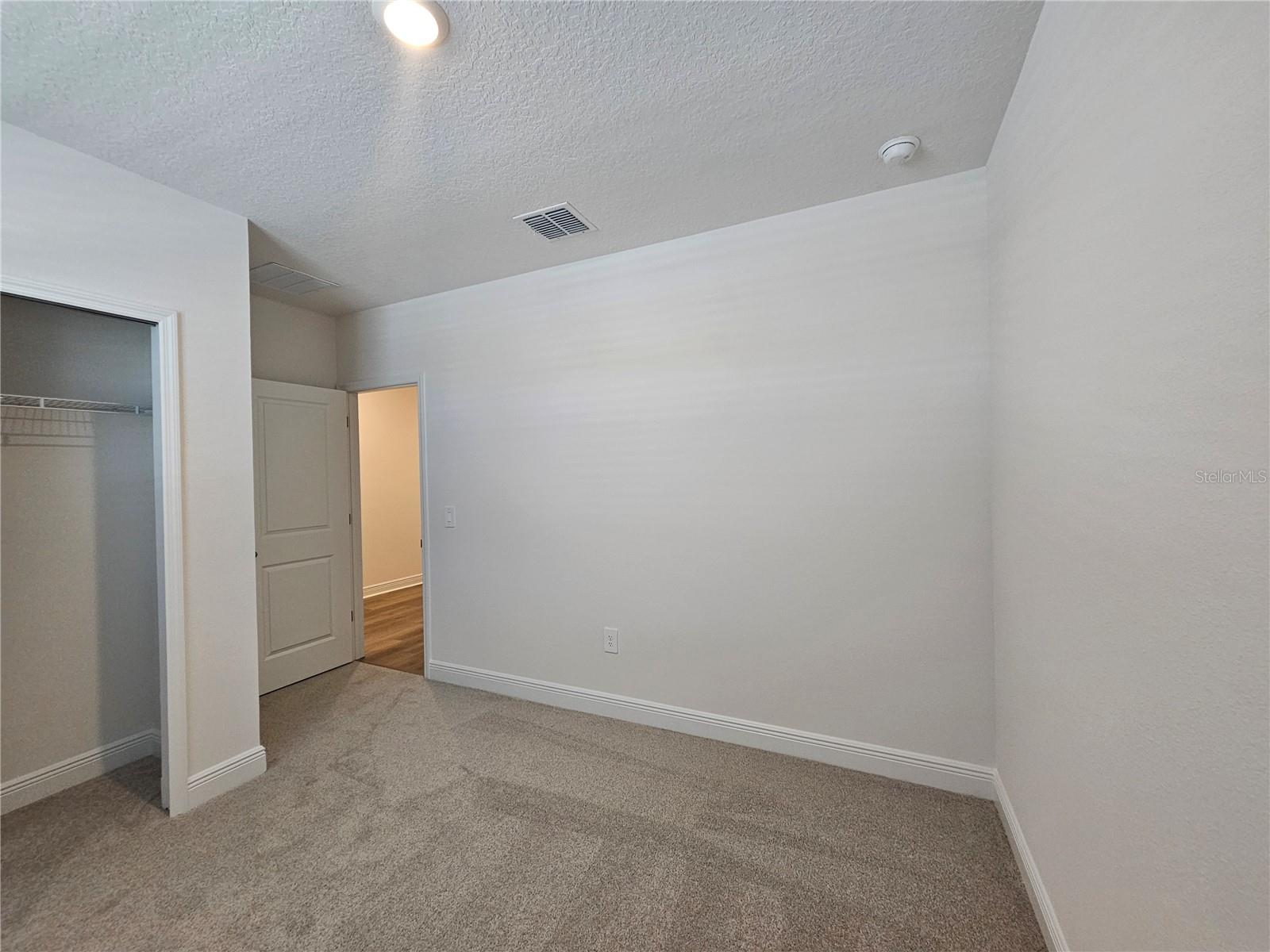 Image 27 of 43 For 823 Sunshower Drive