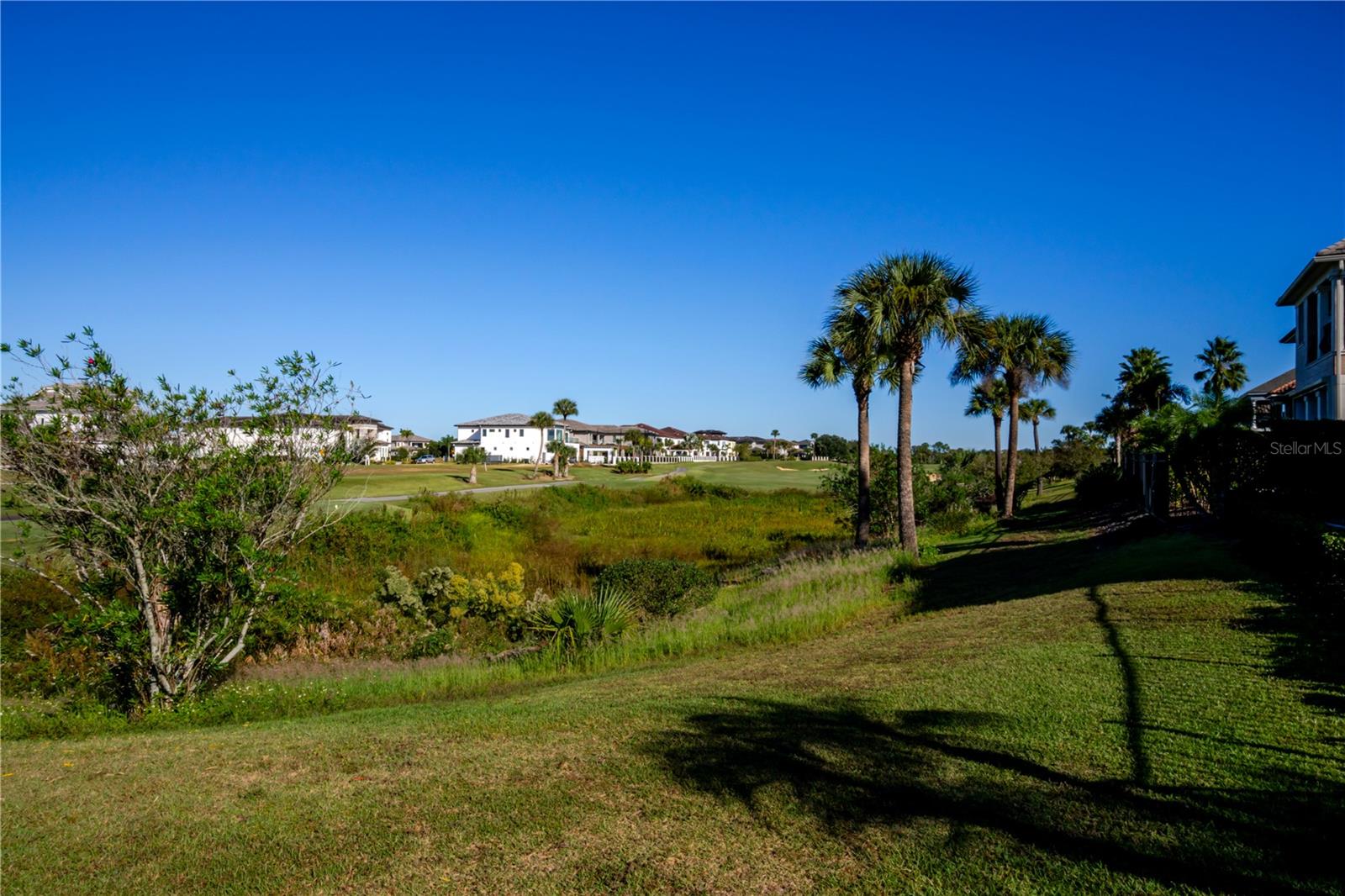 Image 22 of 37 For 1188 Castle Pines Court