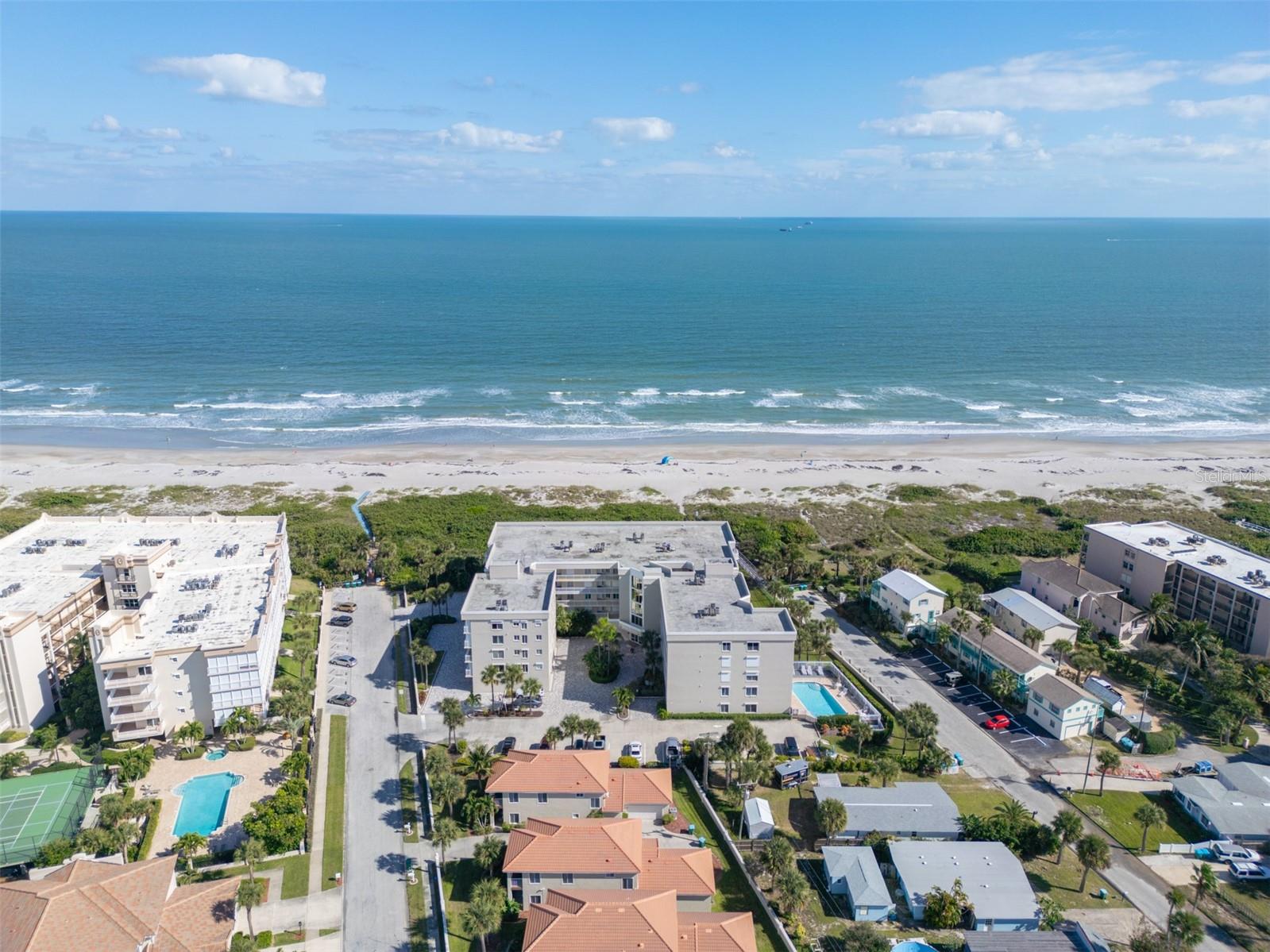 Image 15 of 49 For 425 Buchanan Avenue 201