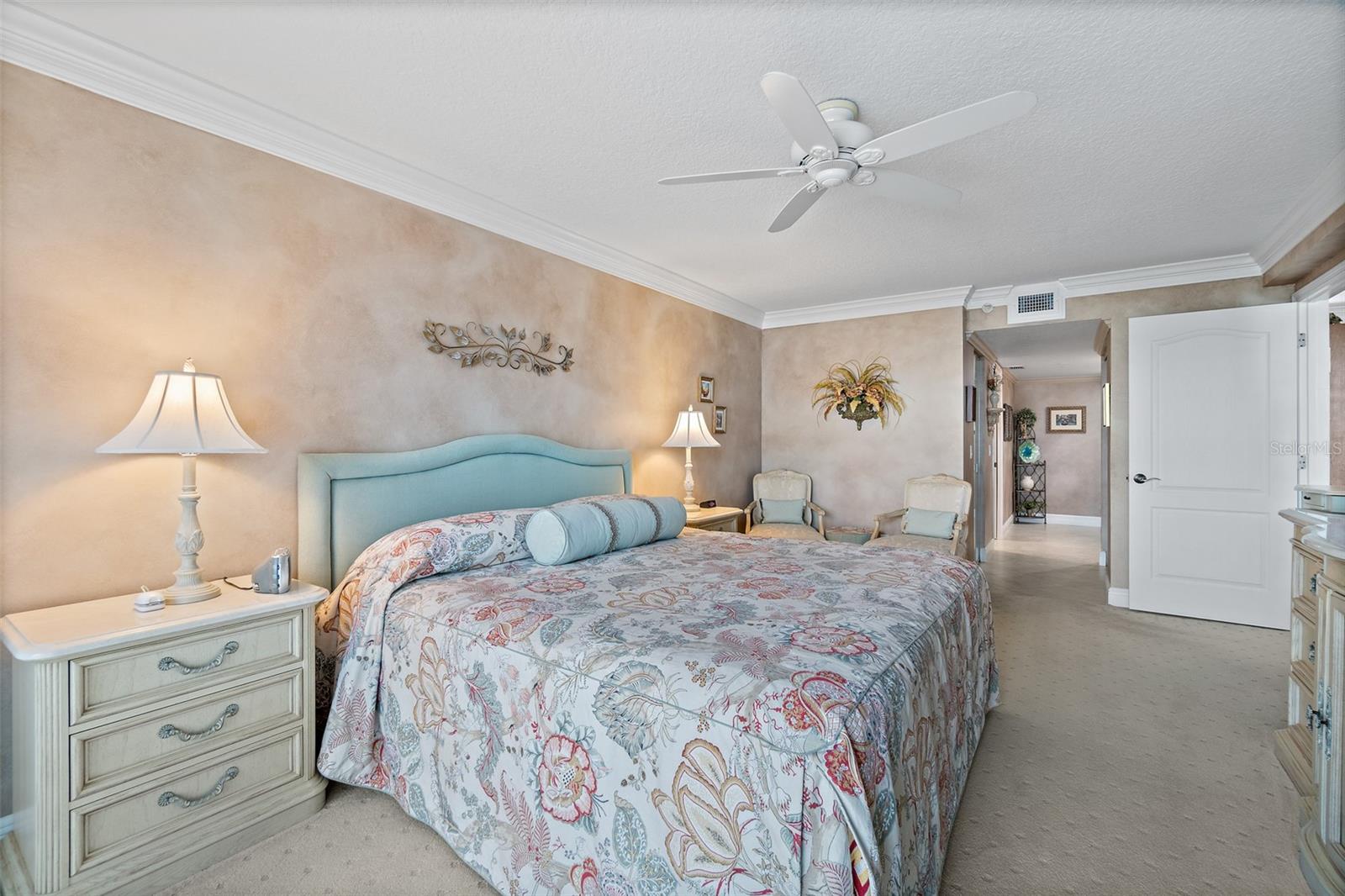 Image 26 of 49 For 425 Buchanan Avenue 201