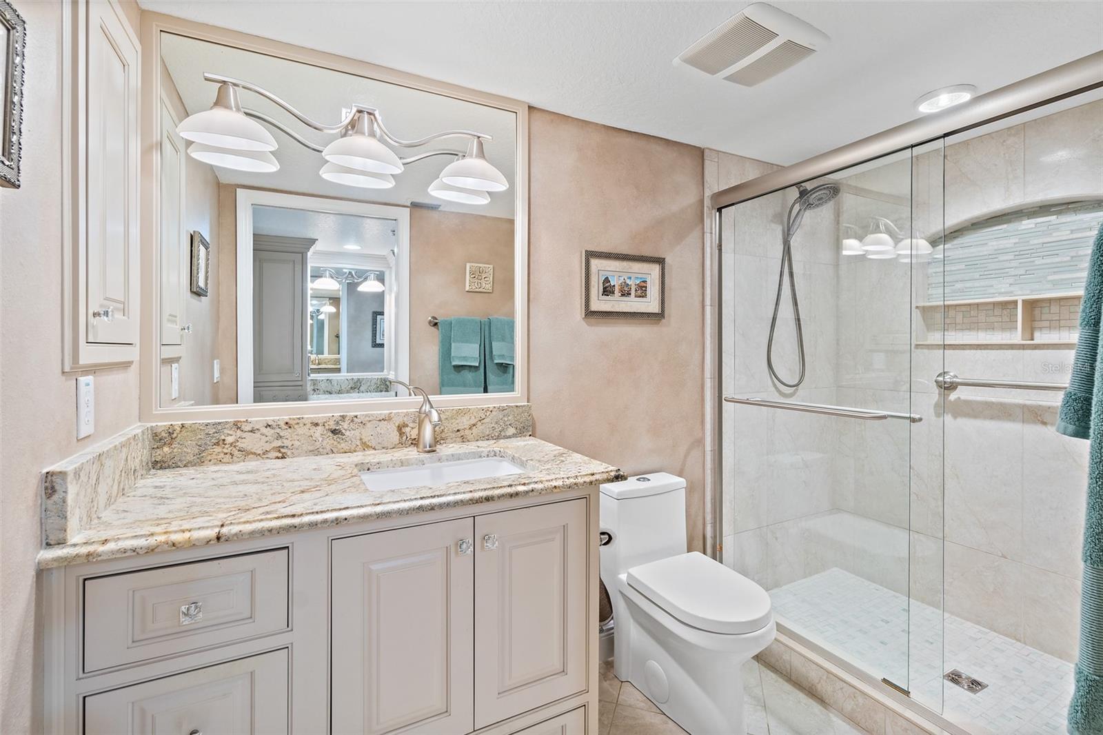 Image 28 of 49 For 425 Buchanan Avenue 201