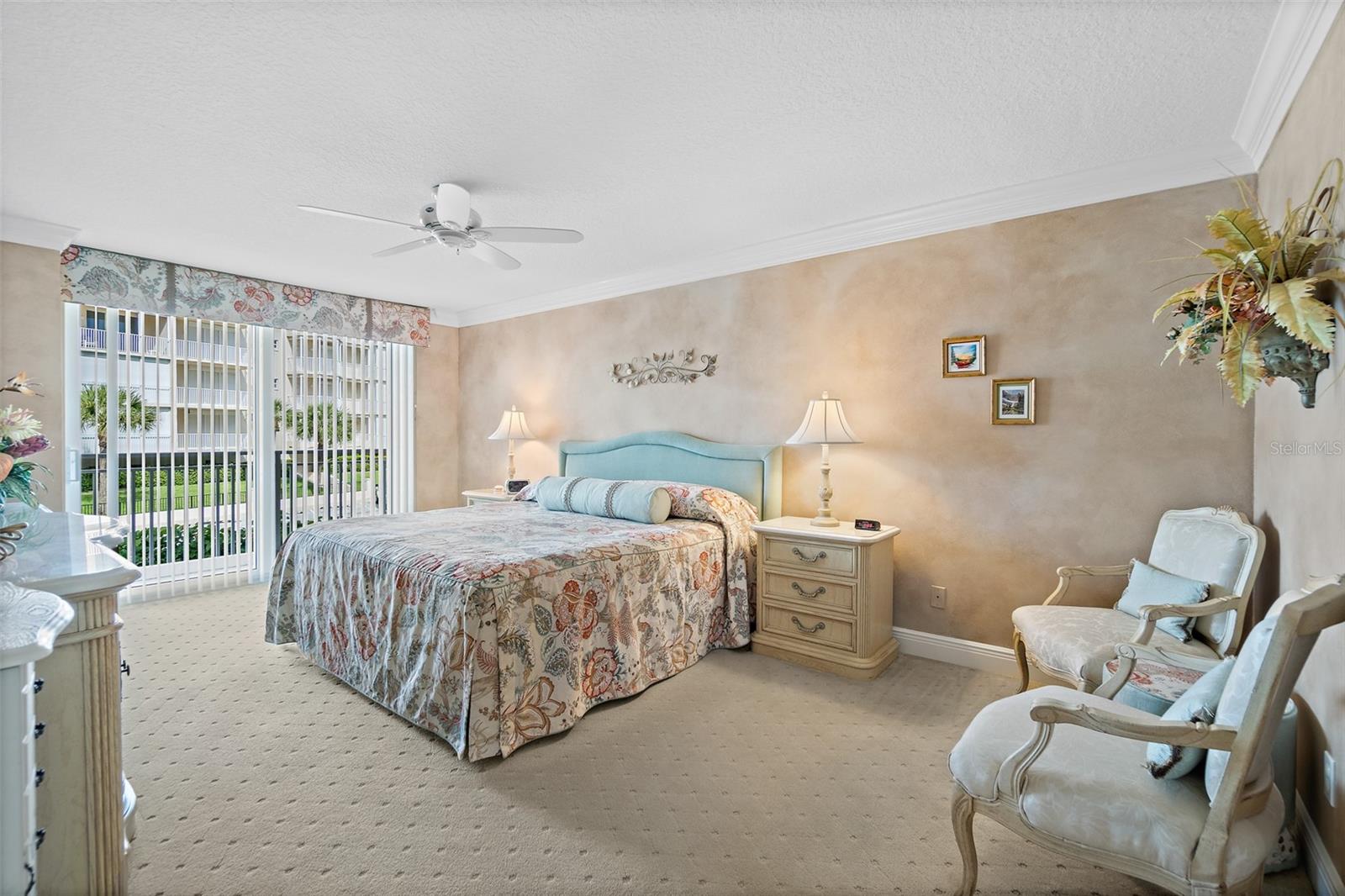 Image 5 of 49 For 425 Buchanan Avenue 201