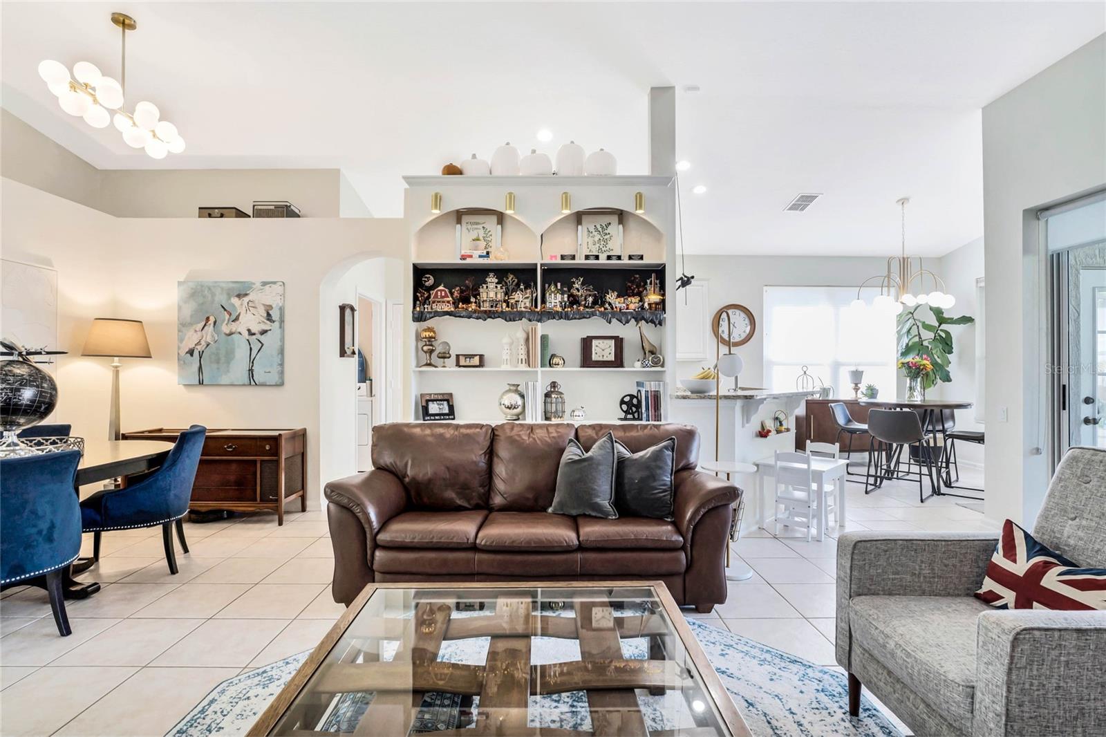 Image 12 of 37 For 4713 Windsor Avenue