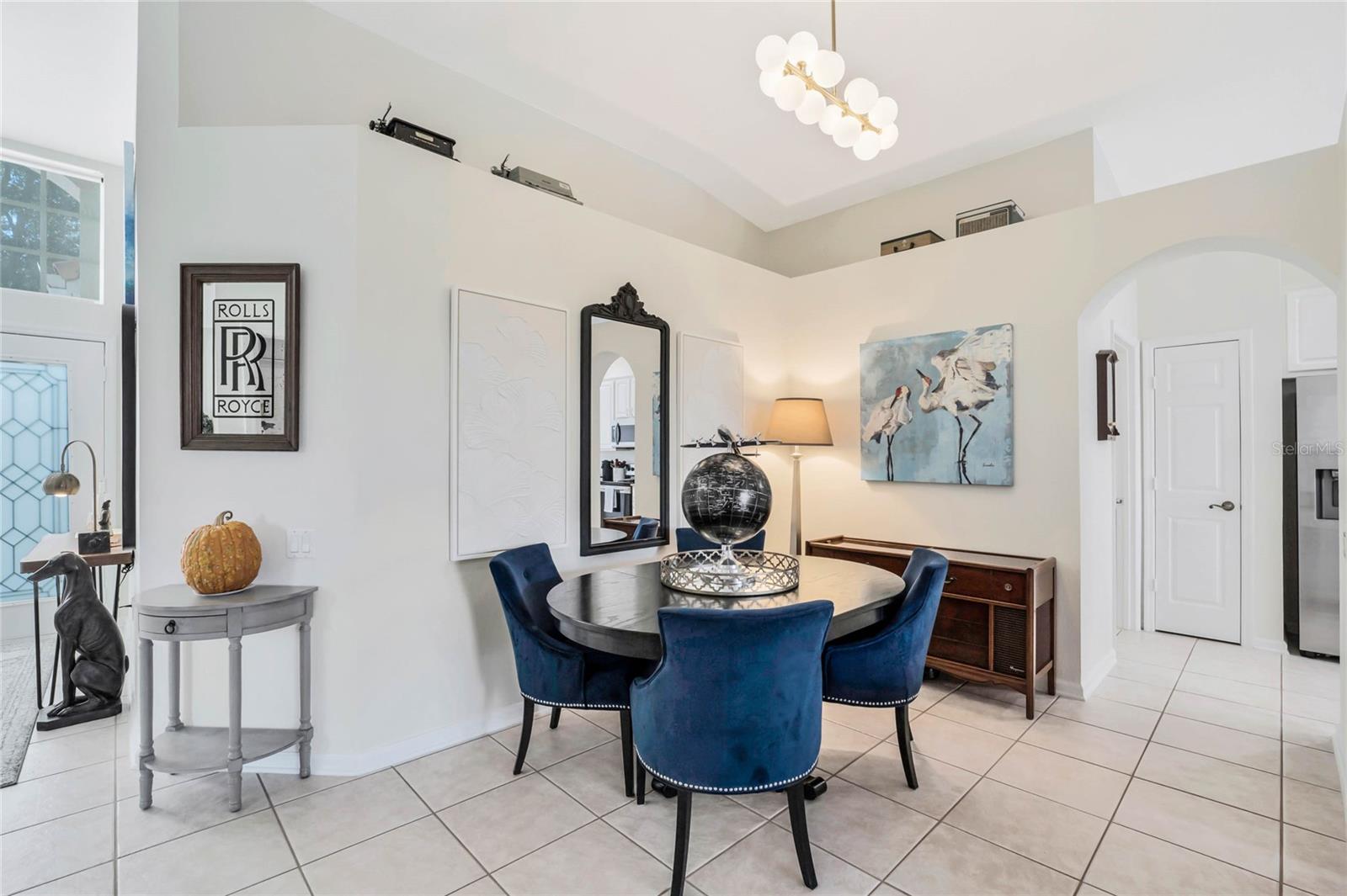 Image 5 of 37 For 4713 Windsor Avenue