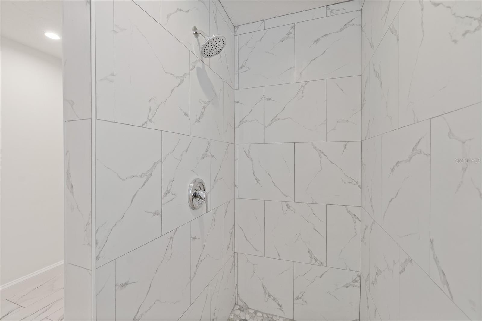 Image 29 of 42 For 5775 Broad Acres Street