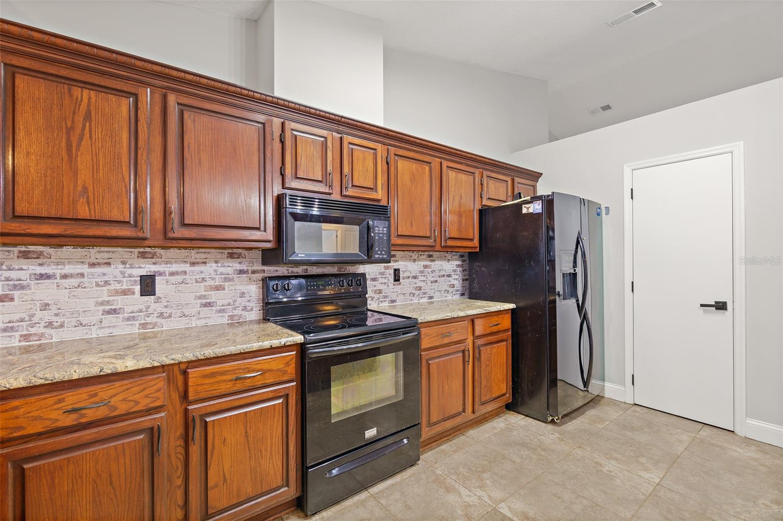 Image 34 of 42 For 5775 Broad Acres Street