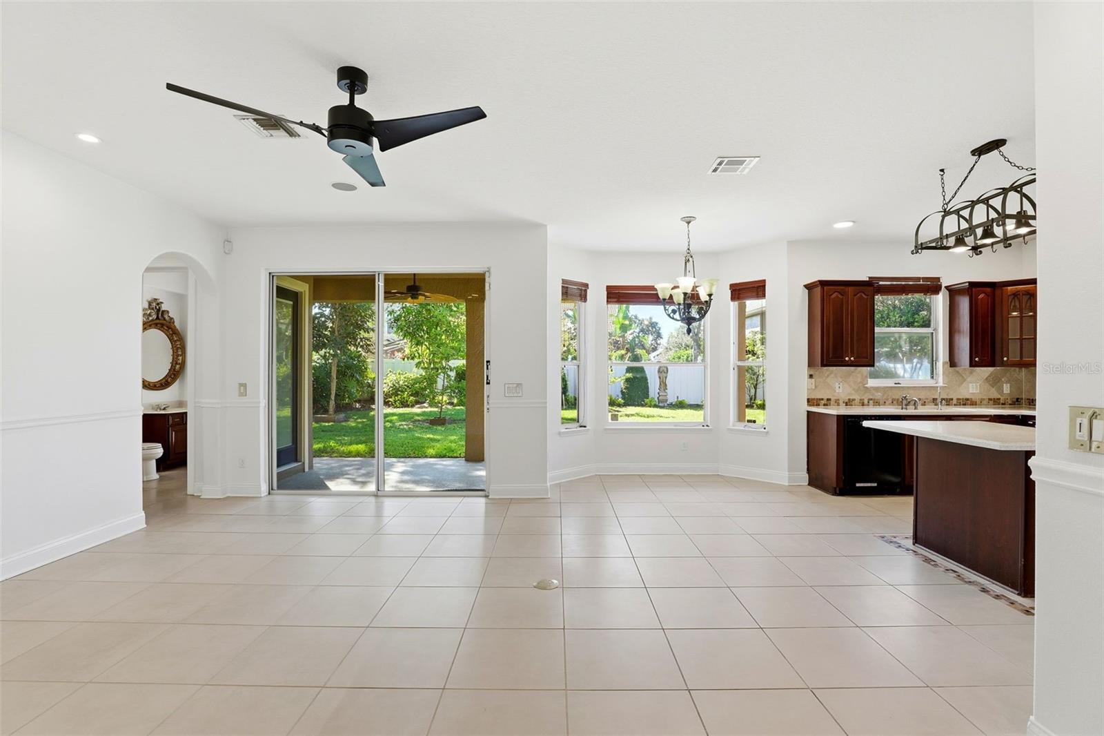 Image 20 of 58 For 93 Braelock Drive