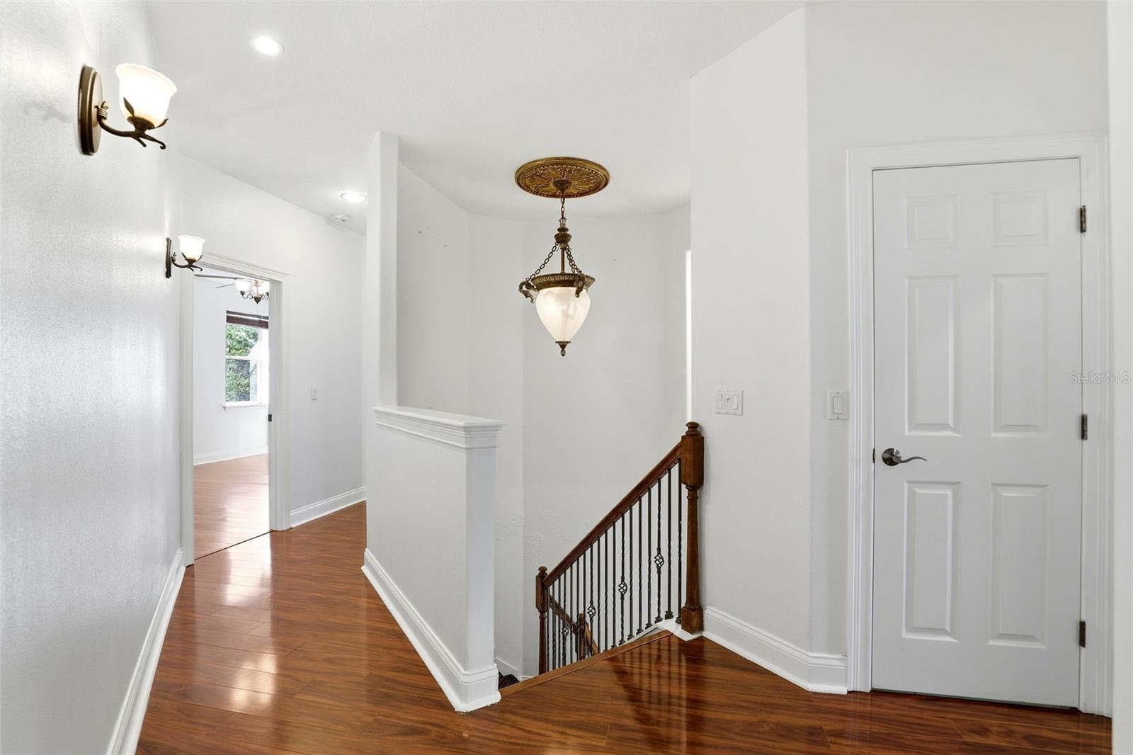 Image 22 of 58 For 93 Braelock Drive