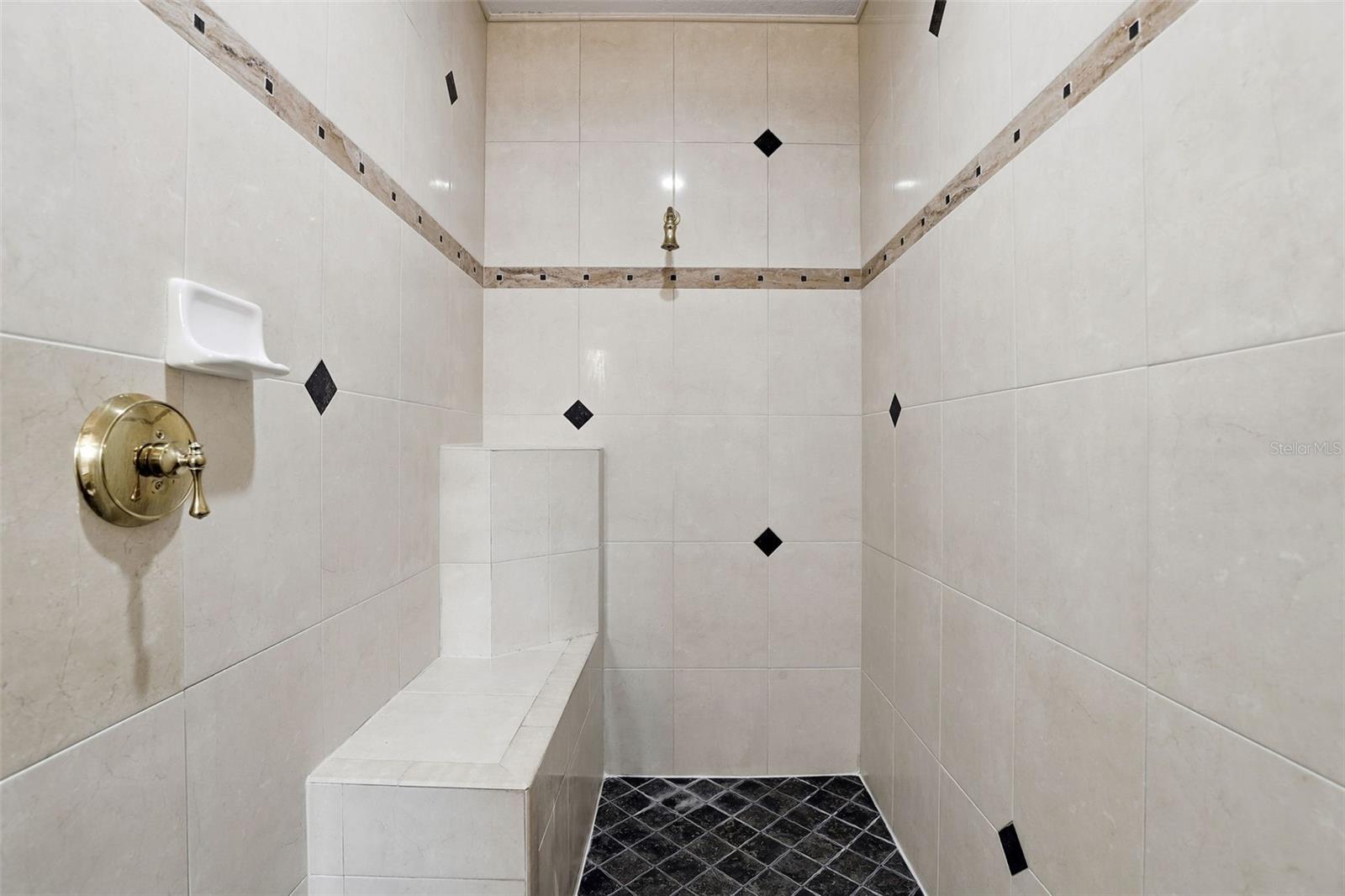 Image 28 of 58 For 93 Braelock Drive