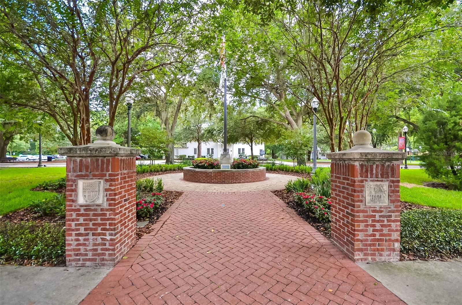 Image 56 of 58 For 93 Braelock Drive