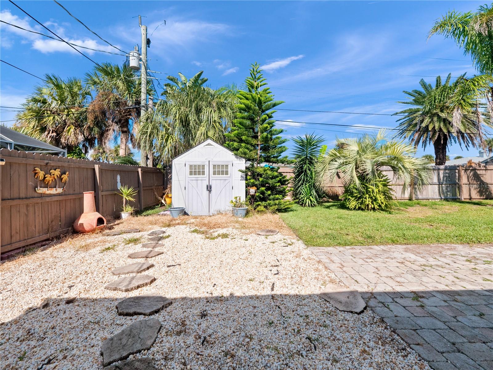 Image 32 of 41 For 31 Valhalla Avenue