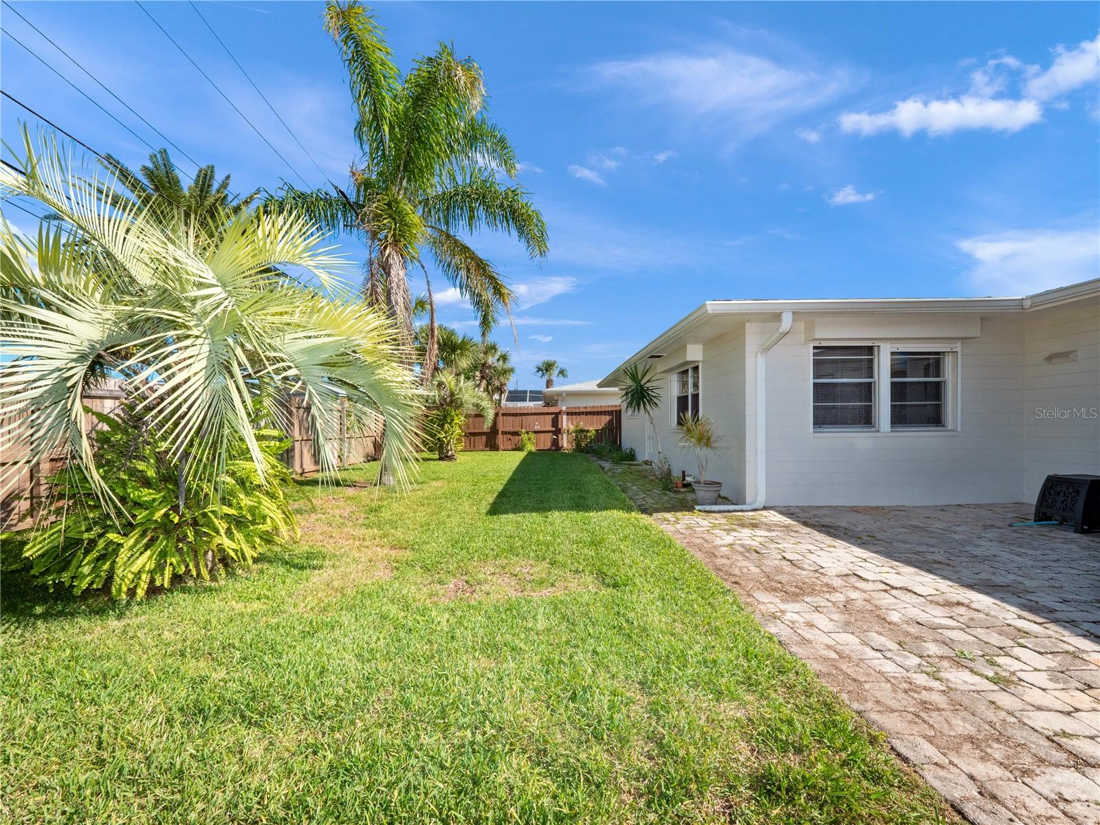 Image 34 of 41 For 31 Valhalla Avenue