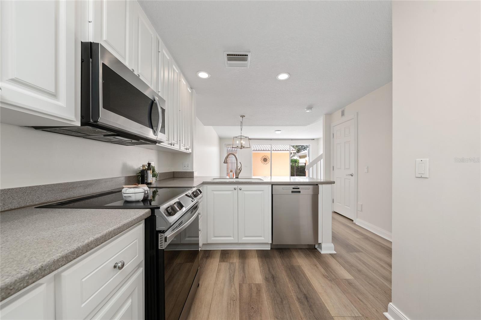 Image 11 of 56 For 11882 Kipper Drive