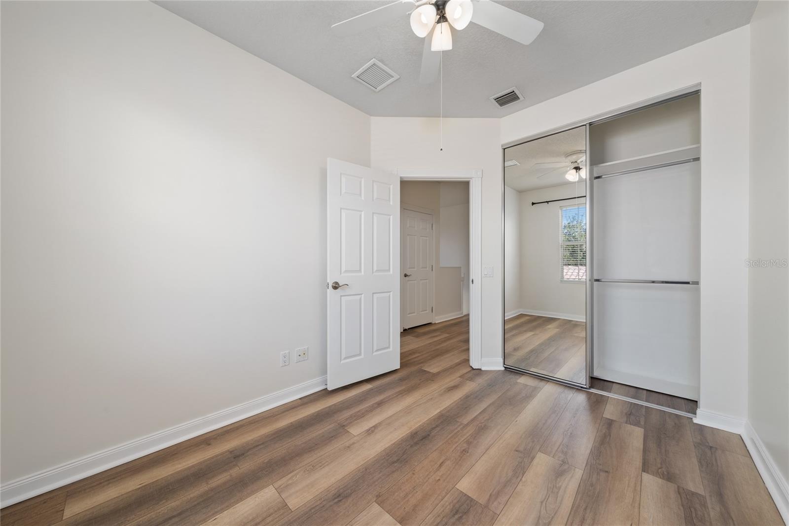 Image 28 of 56 For 11882 Kipper Drive