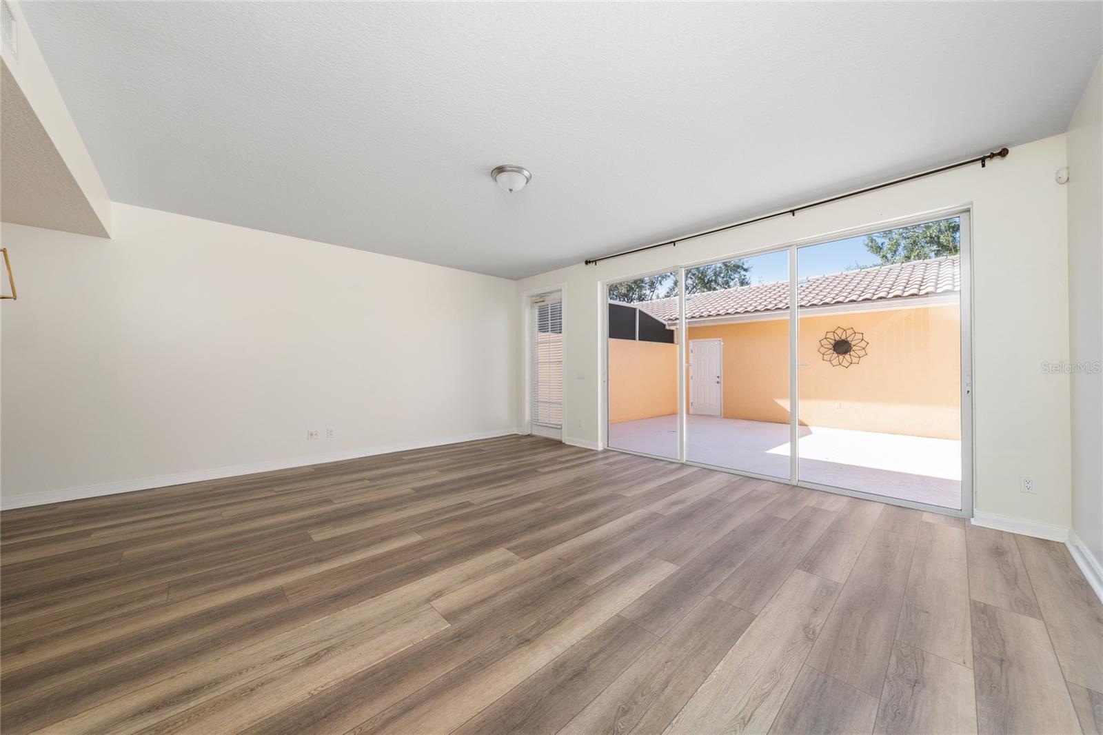 Image 6 of 56 For 11882 Kipper Drive