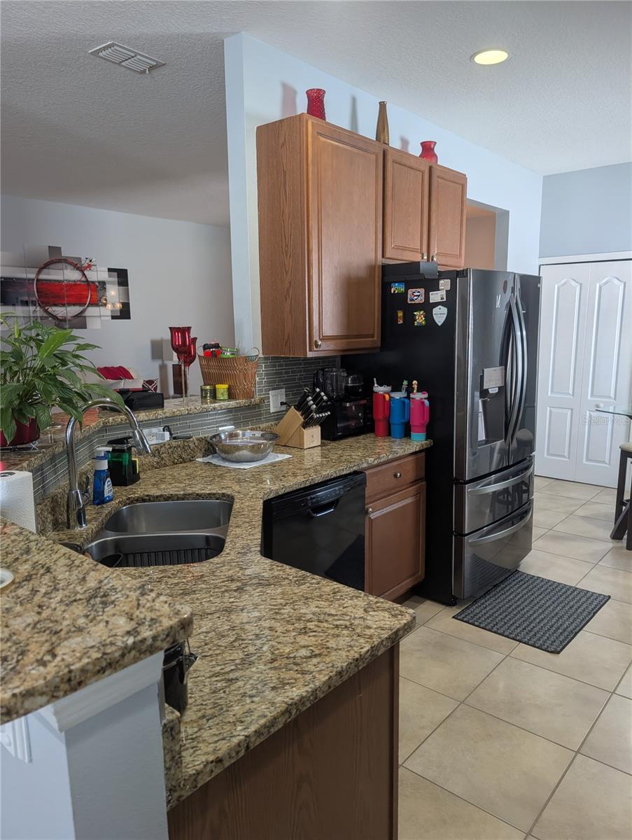 Image 17 of 34 For 215 Milestone Drive