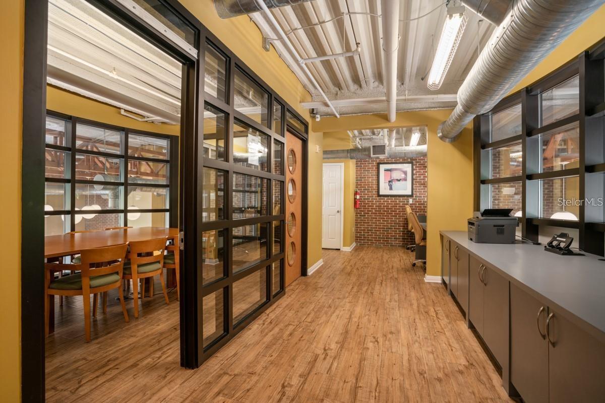 Image 26 of 28 For 911 Orange Avenue 248