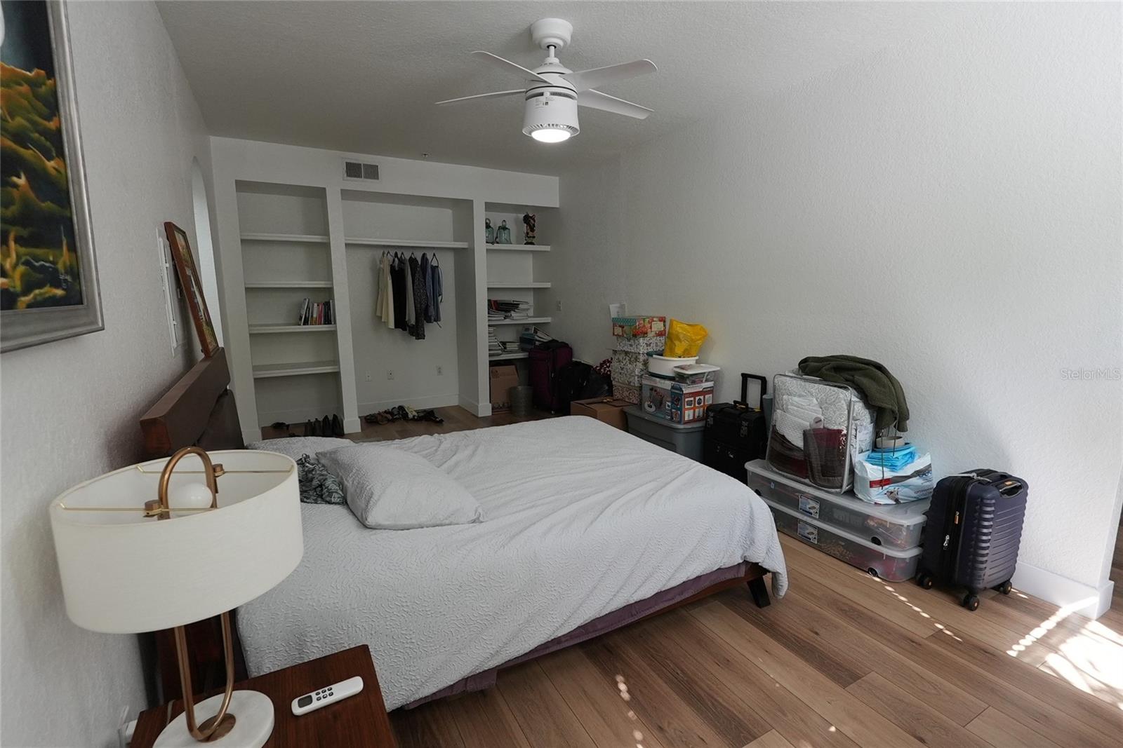 Image 9 of 28 For 911 Orange Avenue 248