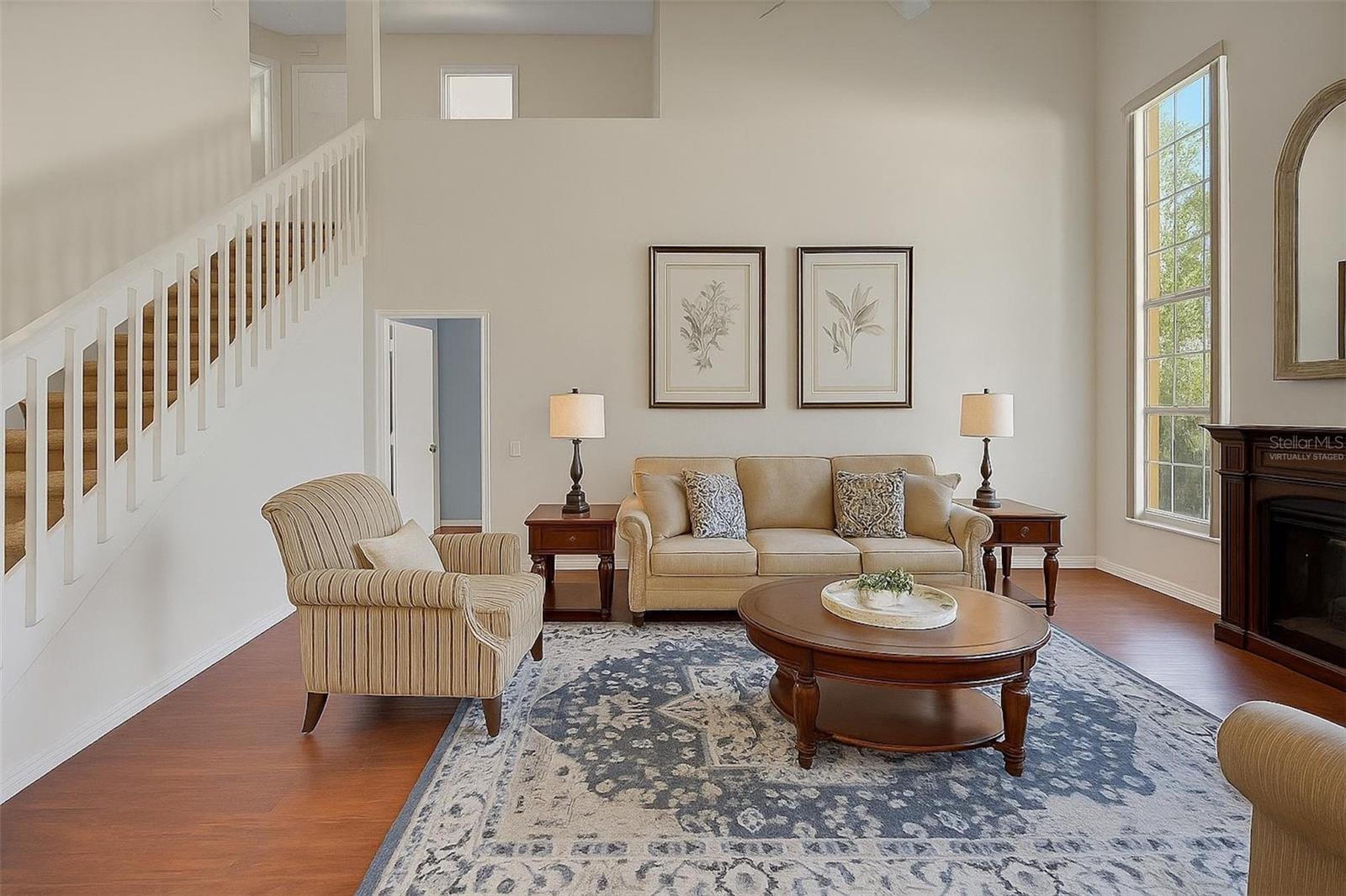 Image 18 of 35 For 323 Oak Park Place