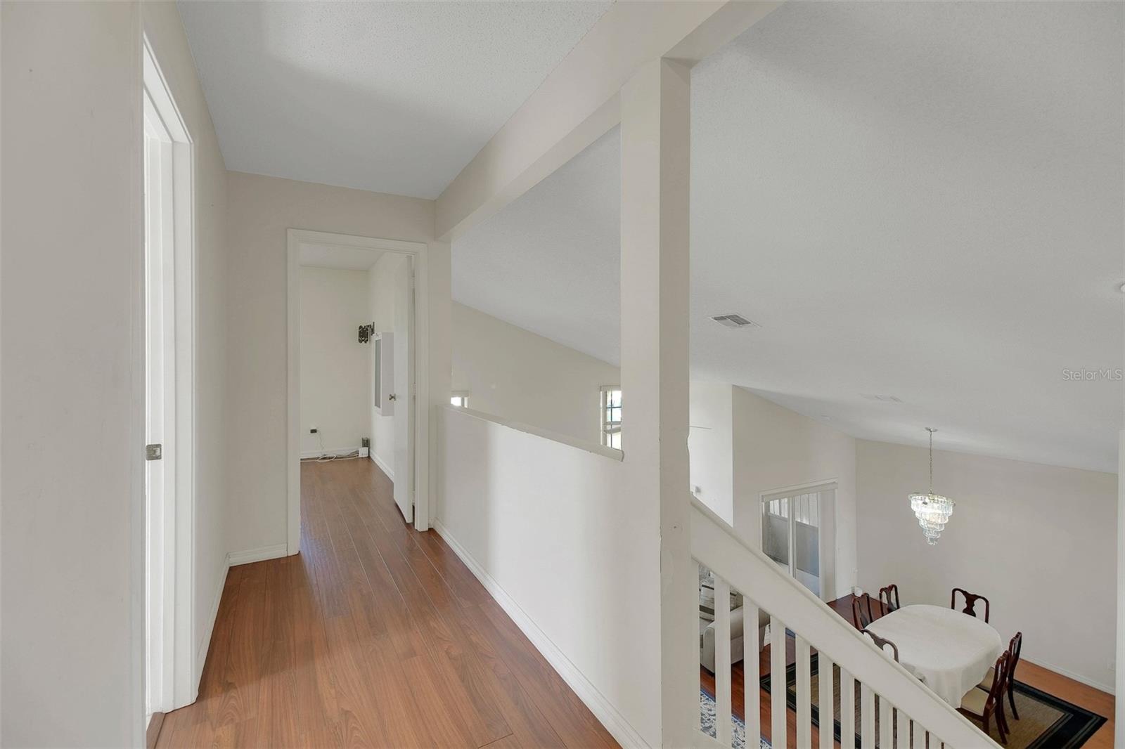 Image 25 of 35 For 323 Oak Park Place