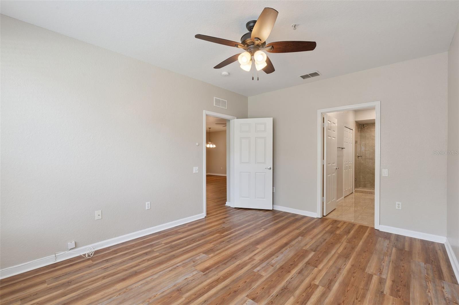 Image 14 of 46 For 2763 Metro Sevilla Drive 103