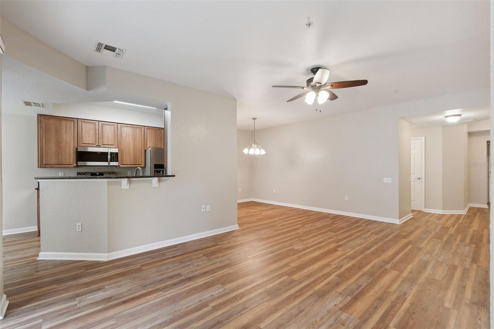 Image 5 of 46 For 2763 Metro Sevilla Drive 103