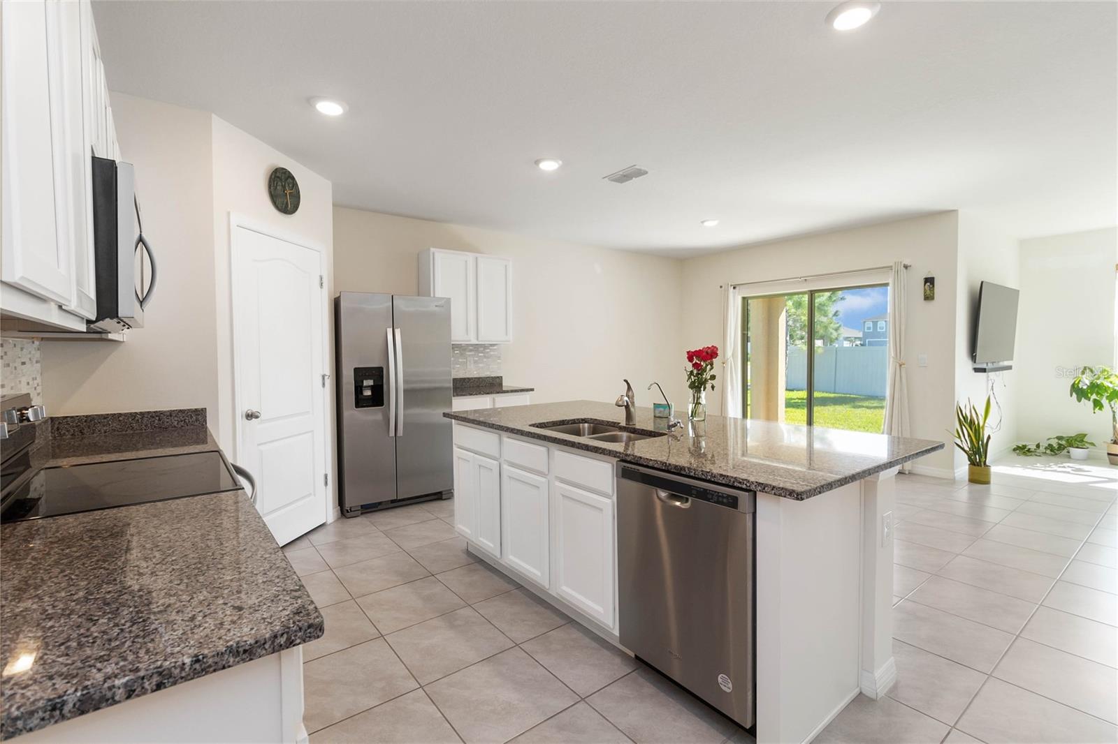 Image 7 of 24 For 3383 Hammond Point