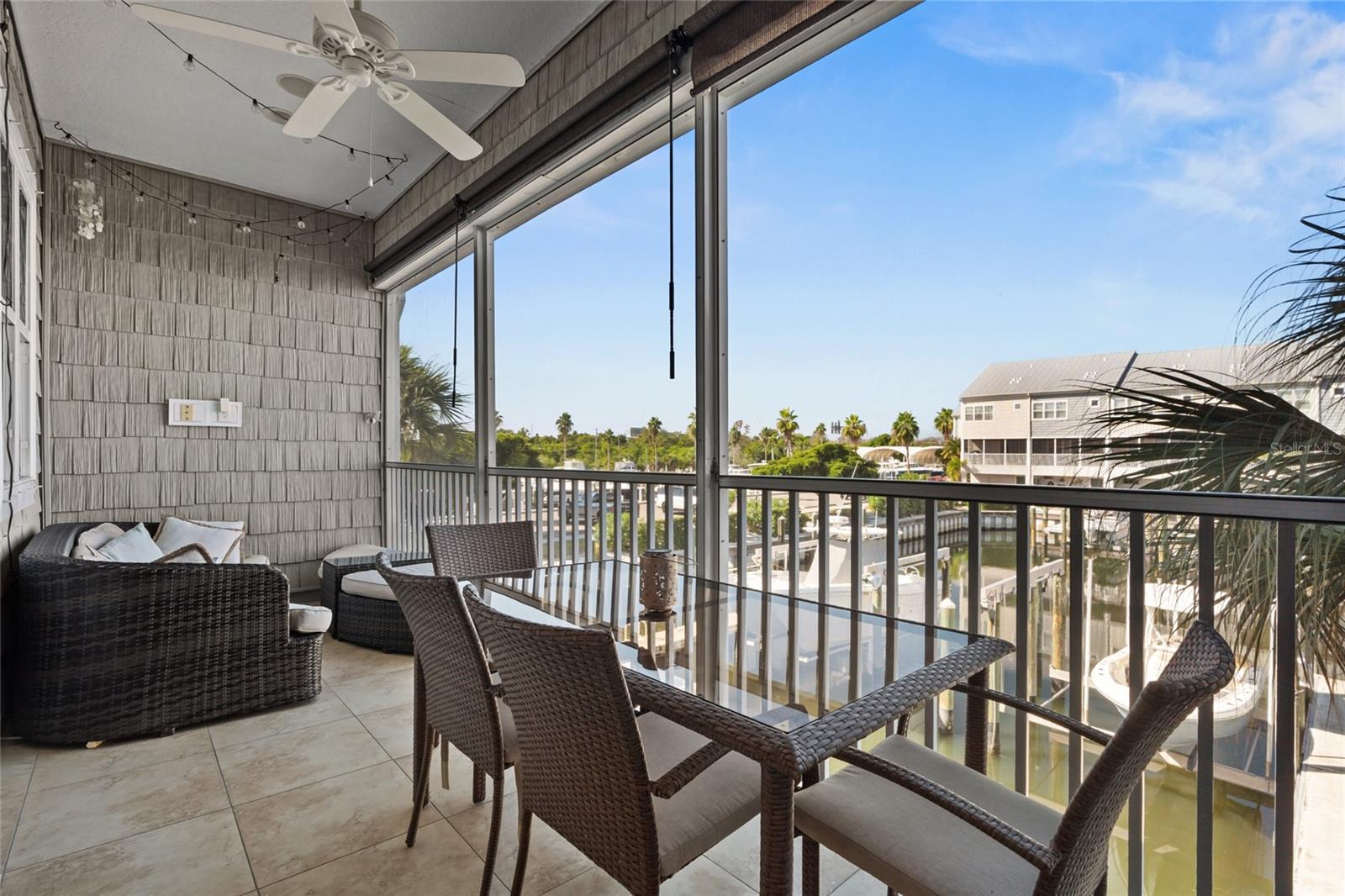 Image 12 of 53 For 6043 Anchorage Way S