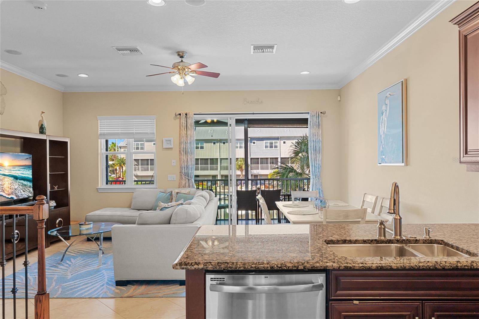 Image 16 of 53 For 6043 Anchorage Way S