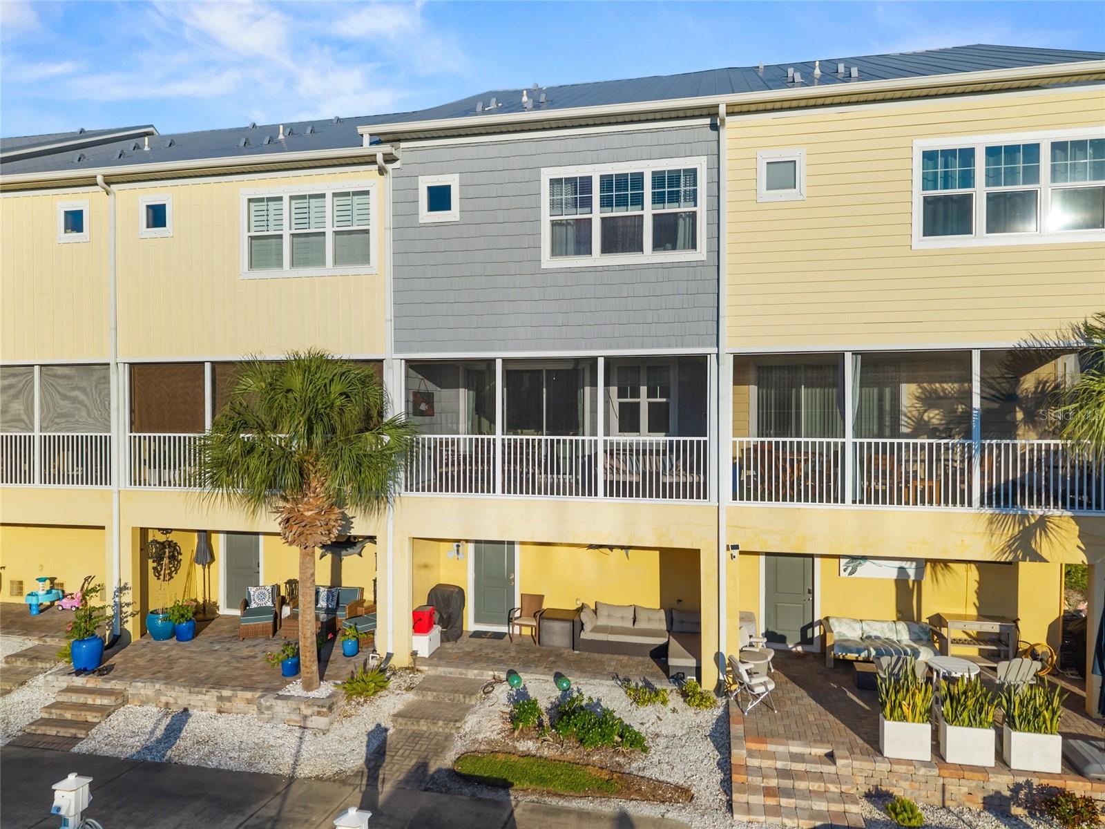 Image 38 of 53 For 6043 Anchorage Way S