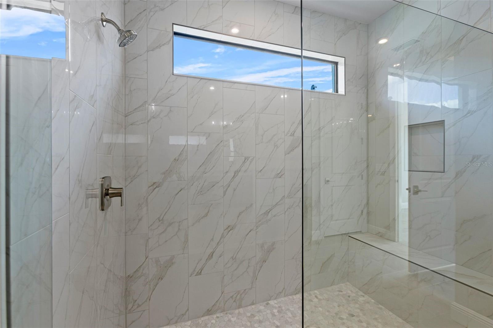 Image 9 of 41 For 14443 Coastal Woodland Lane