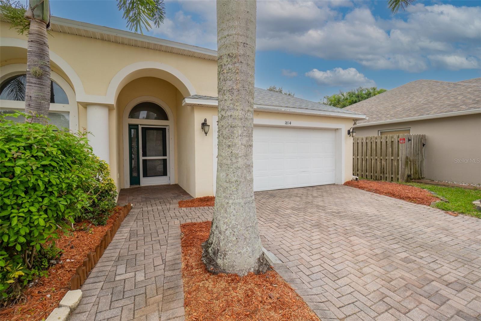 Image 18 of 28 For 1814 Lankcashire Court