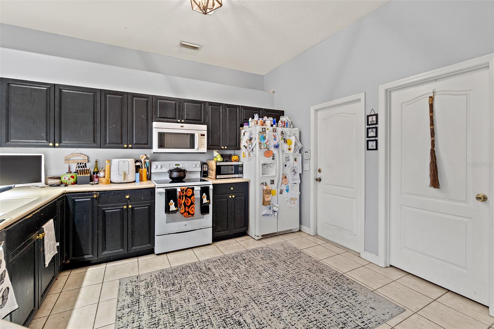 Image 24 of 28 For 1814 Lankcashire Court