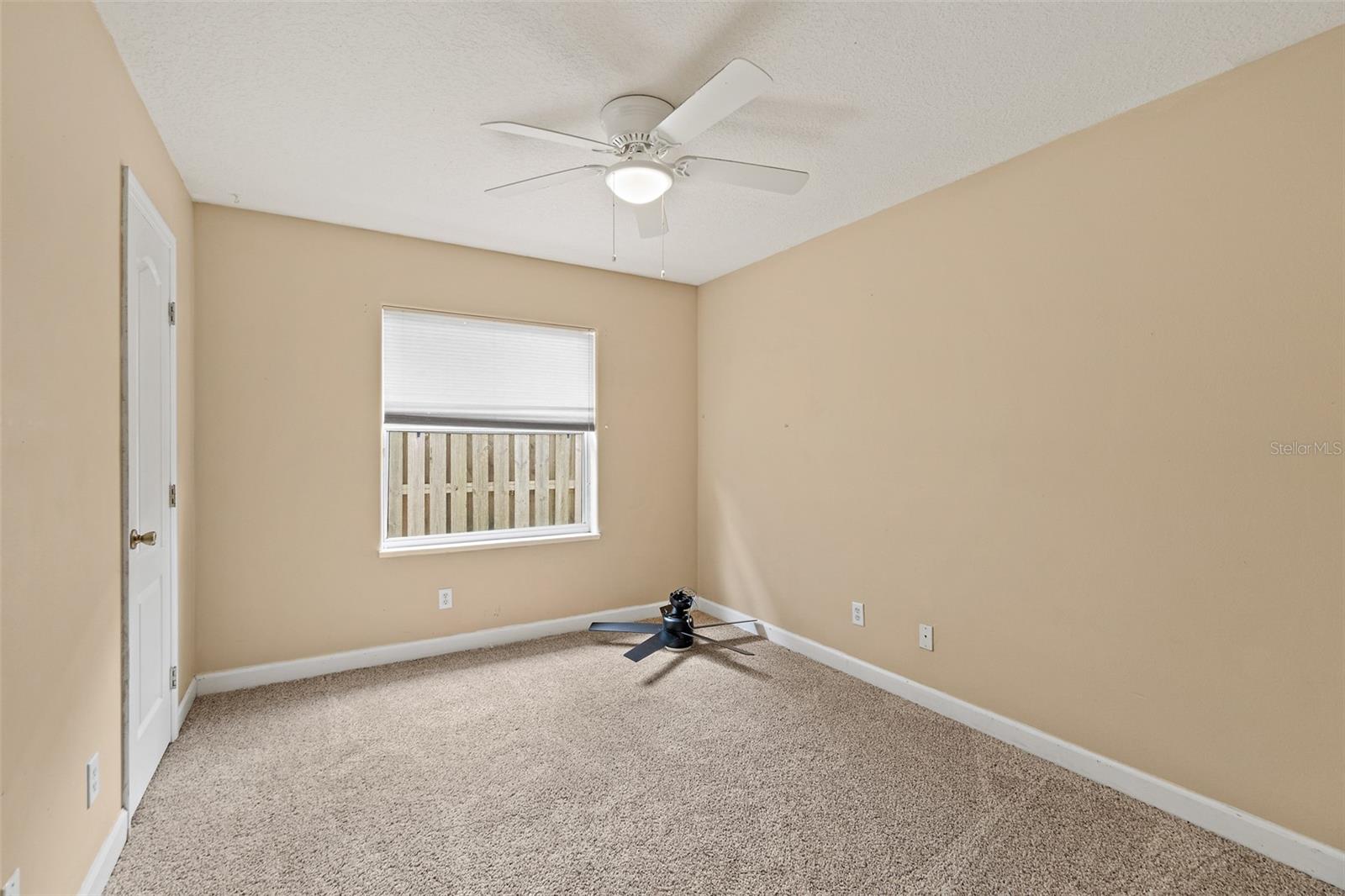 Image 32 of 39 For 1814 Lankcashire Court