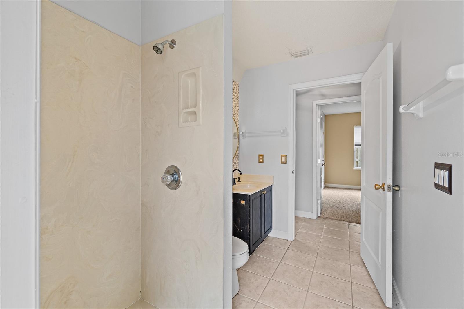 Image 35 of 39 For 1814 Lankcashire Court