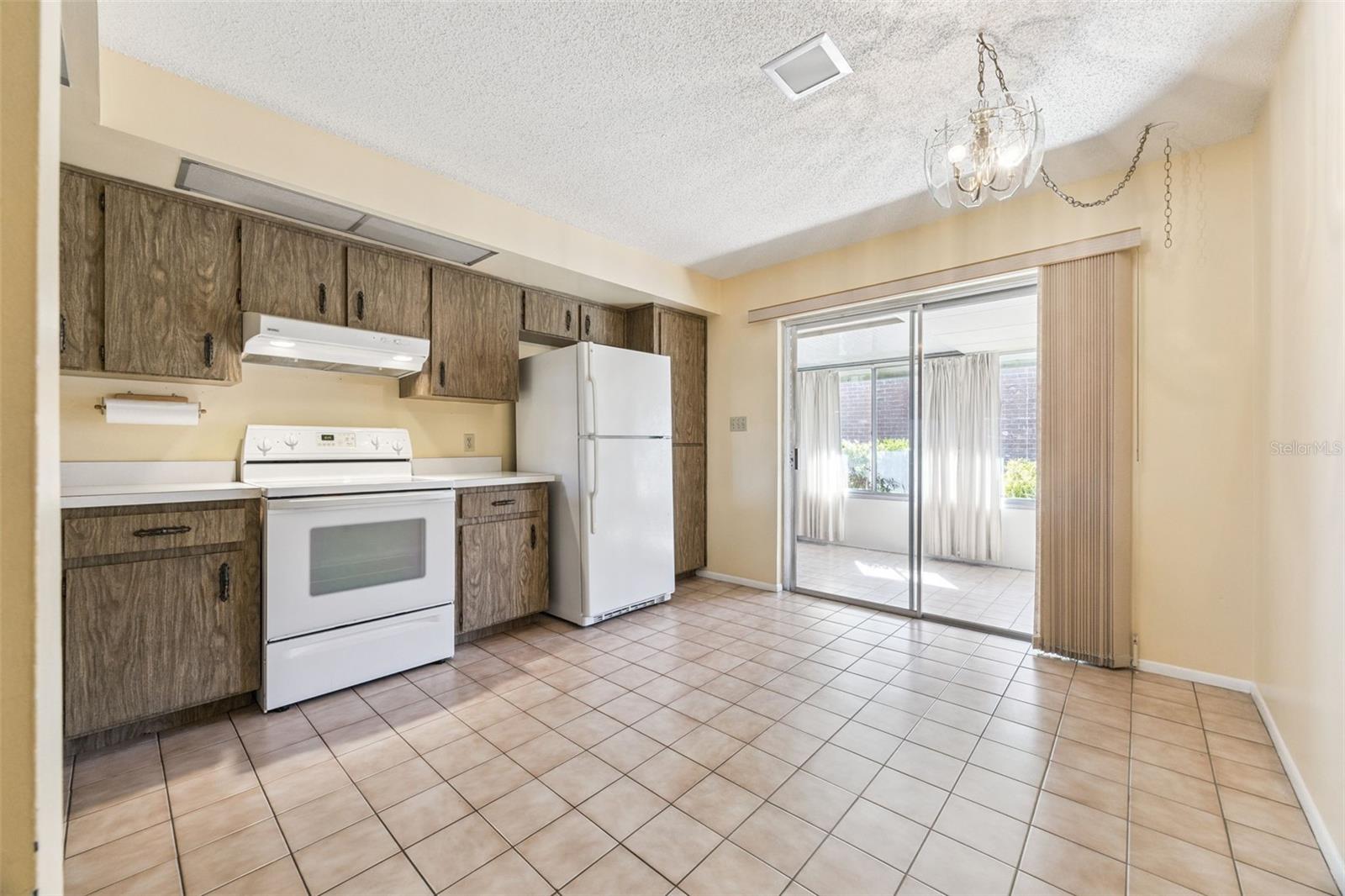 Image 11 of 27 For 5866 La Costa Drive