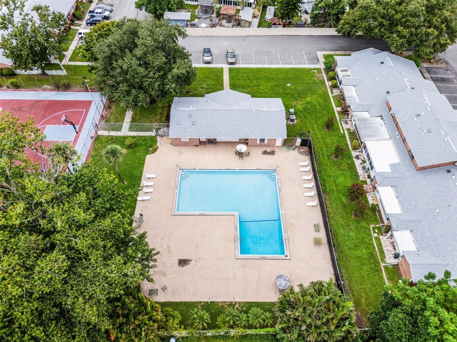 Image 21 of 27 For 5866 La Costa Drive