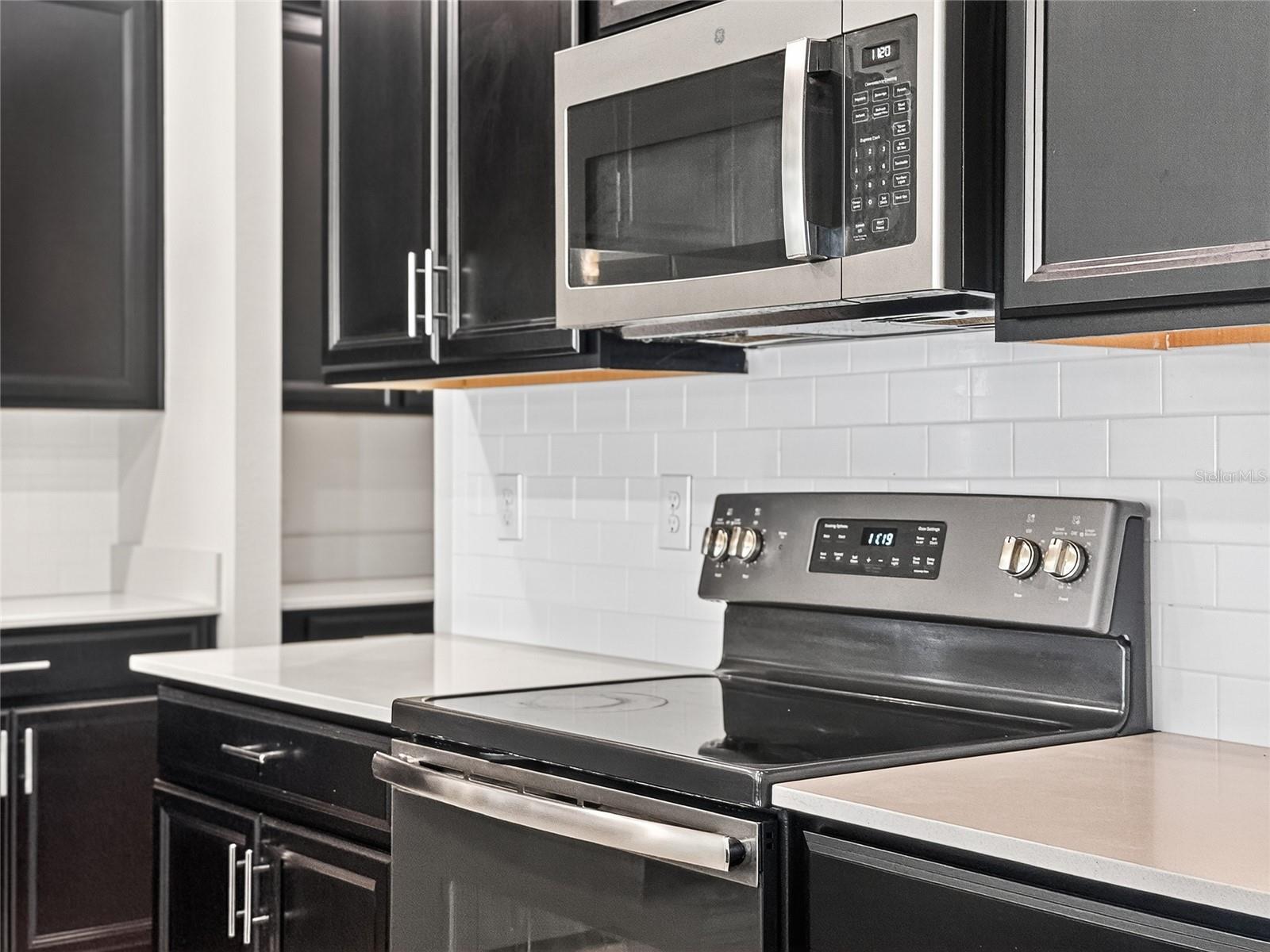 Image 10 of 54 For 848 Carmillion Court