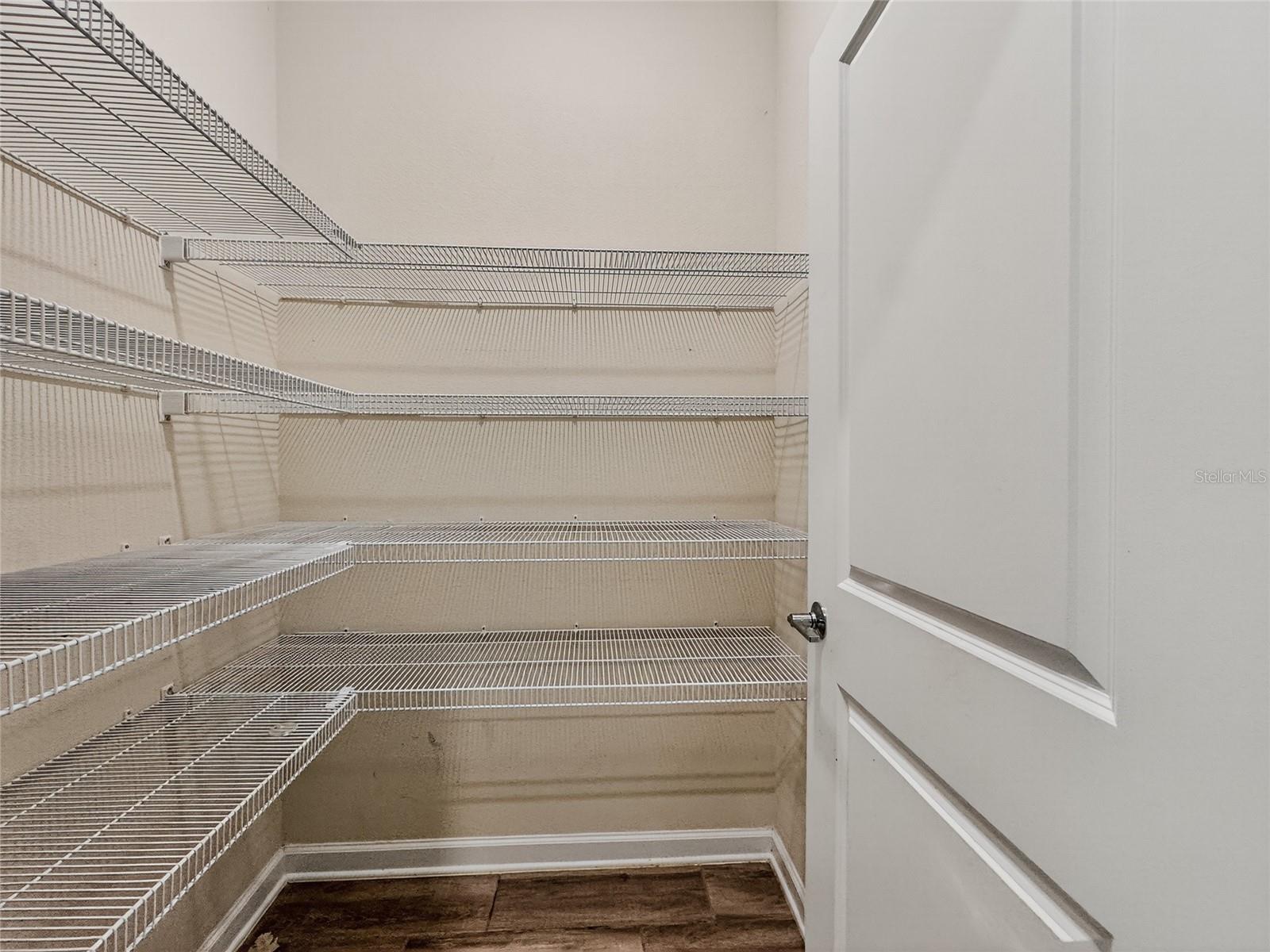 Image 13 of 54 For 848 Carmillion Court